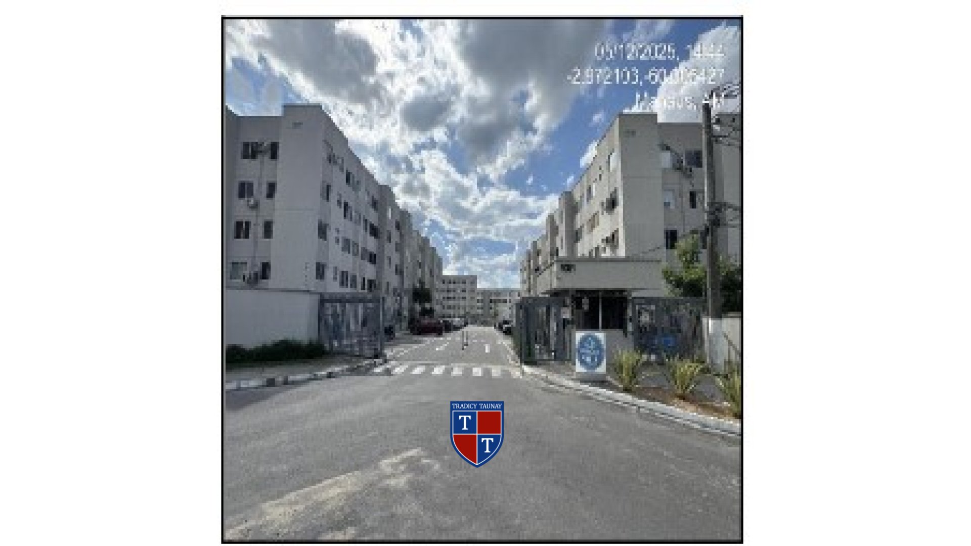 APARTAMENTO em LAGO AZUL