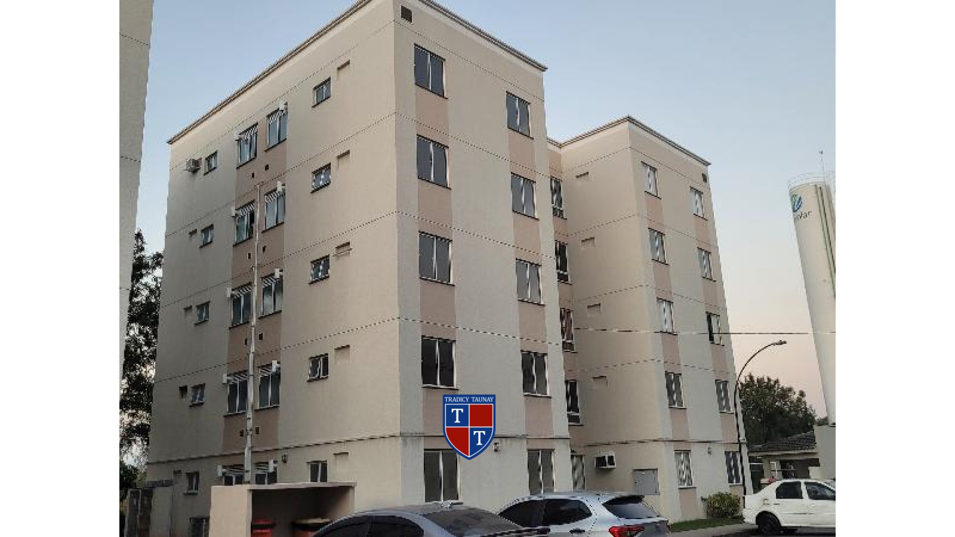 APARTAMENTO em SANTA CRUZ