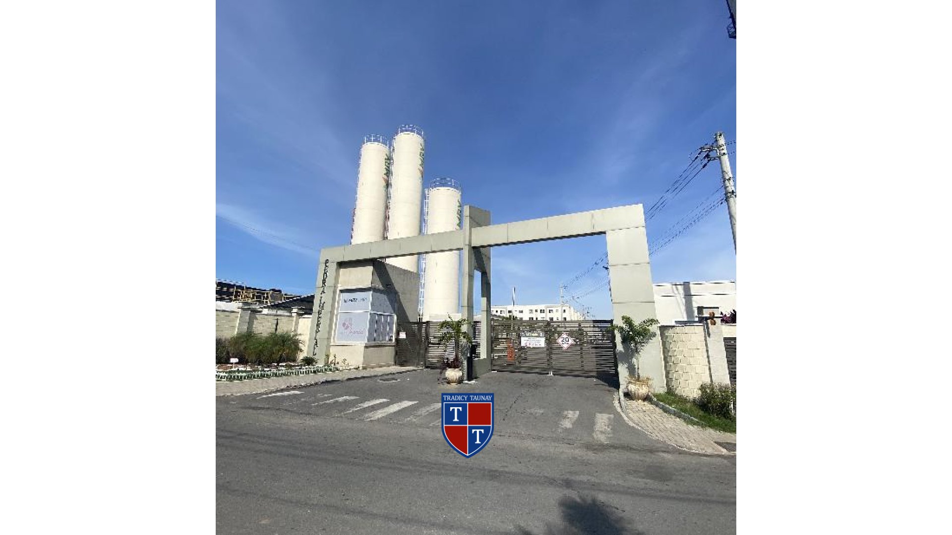 APARTAMENTO em ALDEIA VELHA