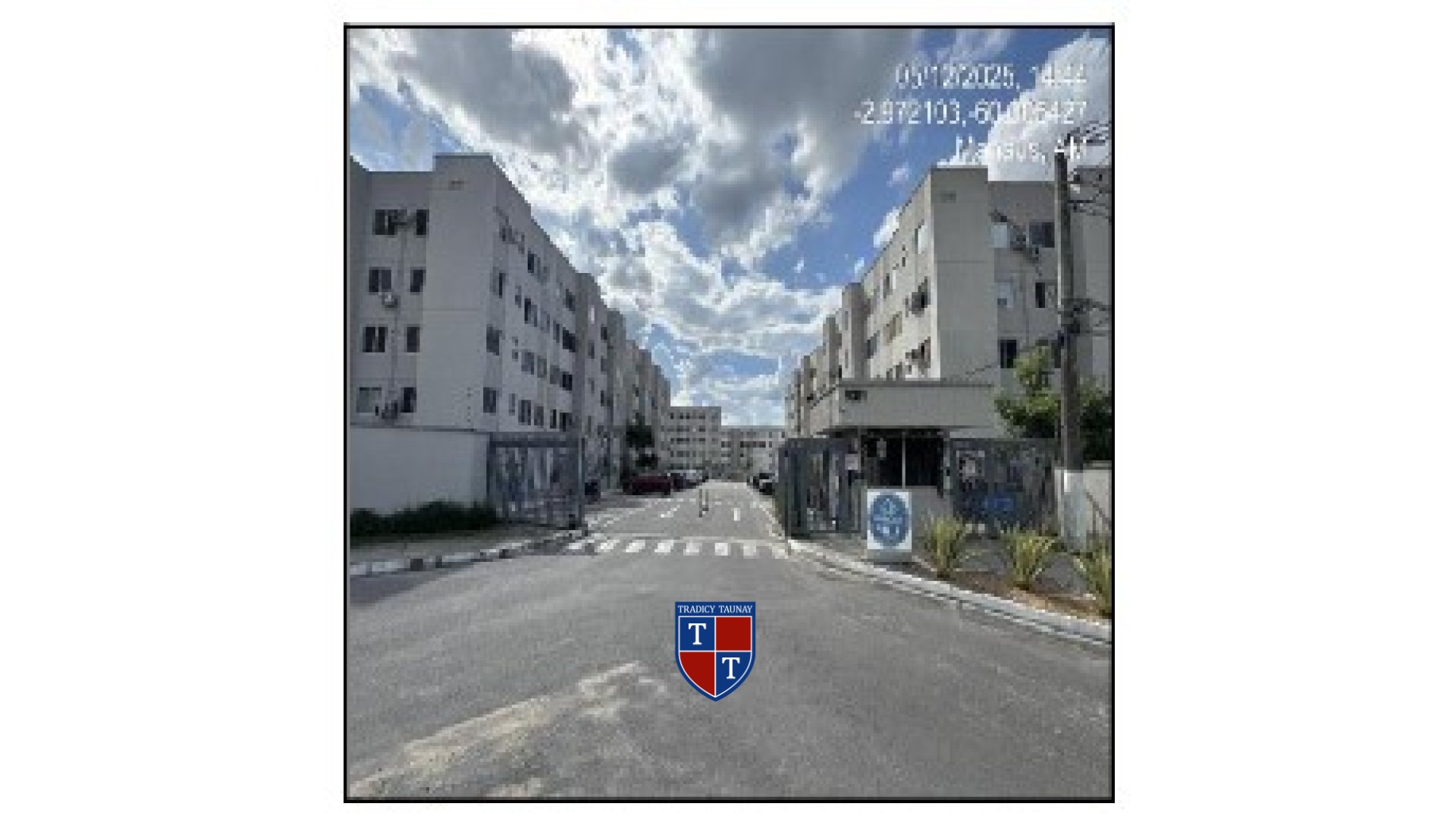 APARTAMENTO em LAGO AZUL