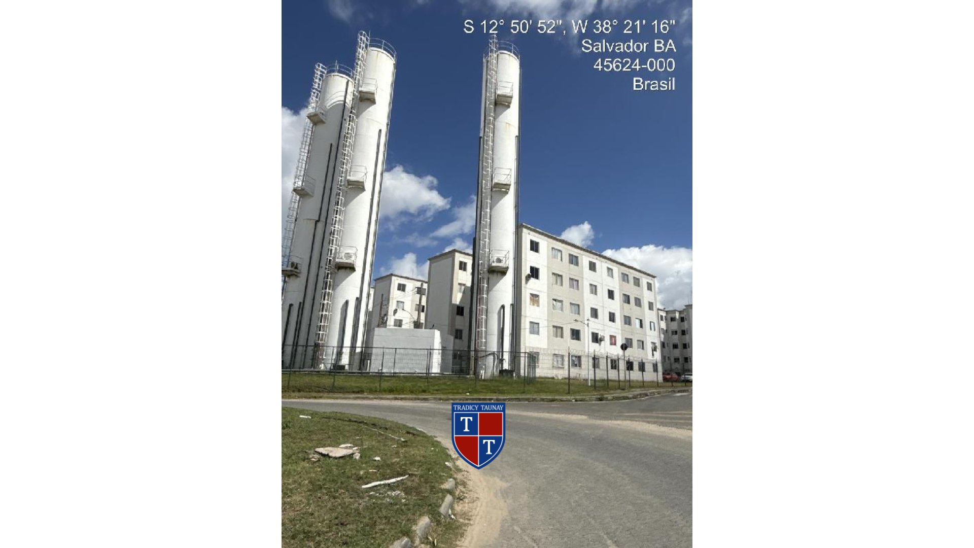 Foto 1 de APARTAMENTO em AREIA BRANCA, SALVADOR/BA - Imóvel Retomado CAIXA Ref 8787711732900
