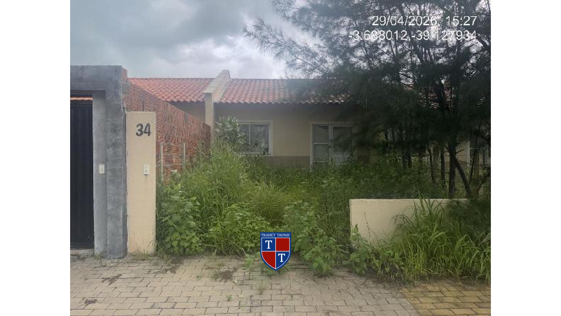 CASA em BAIRRO DOS MUSICOS