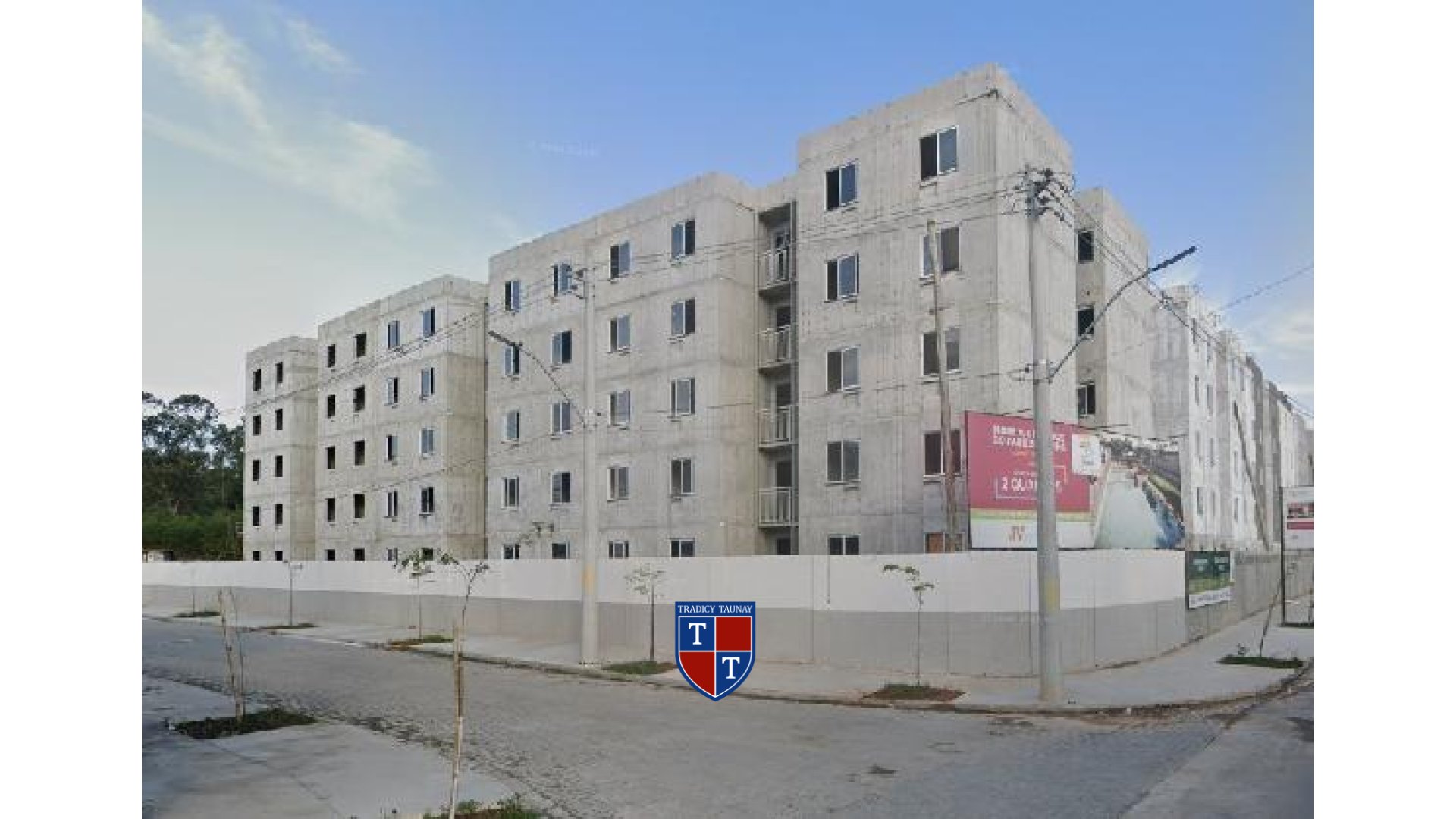 APARTAMENTO em GUARATIBA
