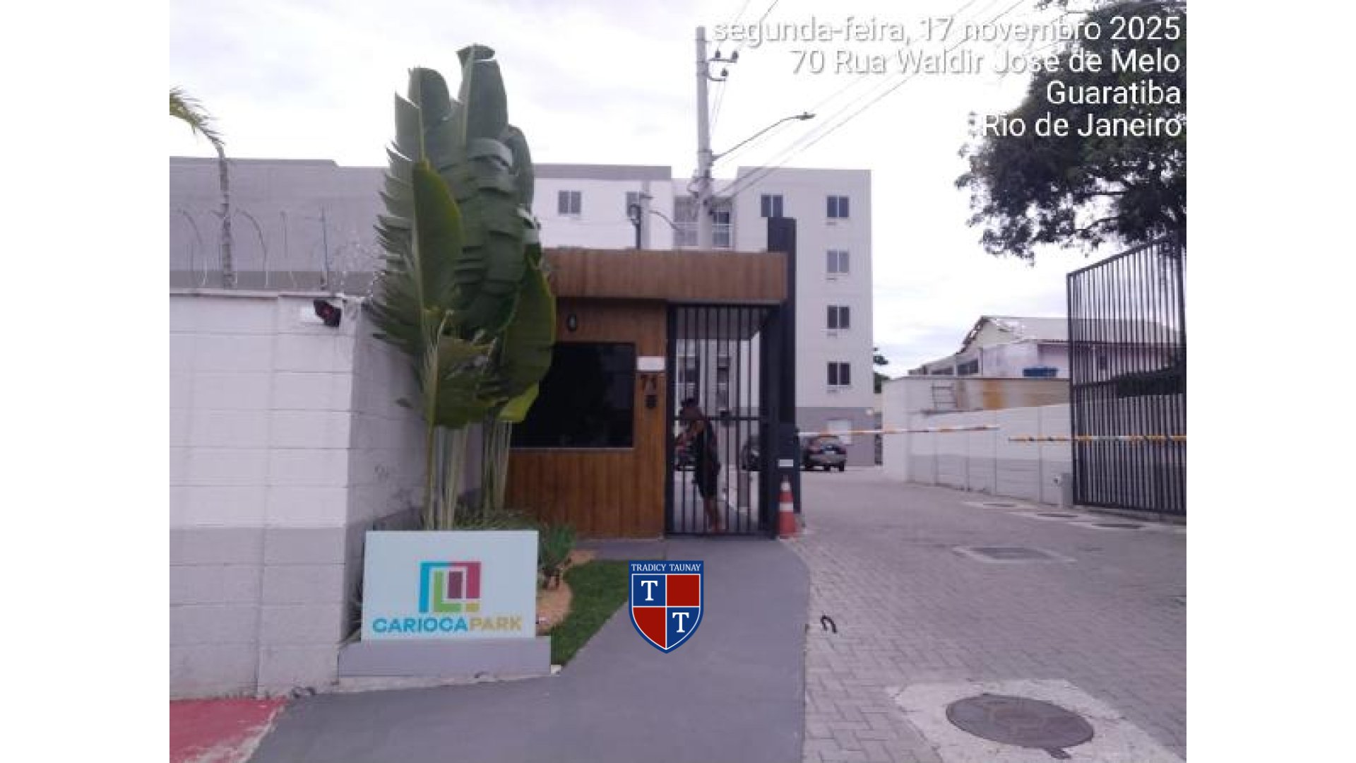 APARTAMENTO em GUARATIBA