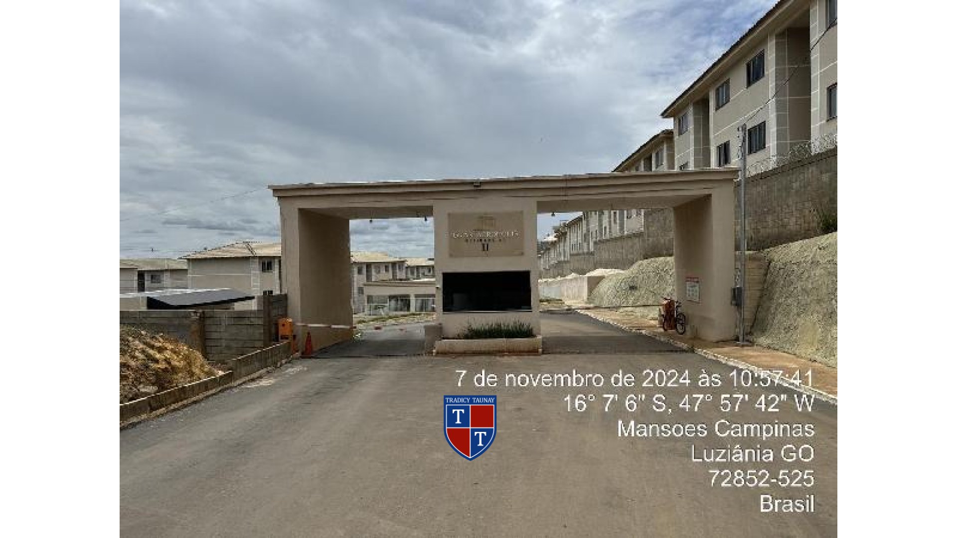 Foto 1 de APARTAMENTO em FAZENDA SAIA VELHA, LUZIANIA/GO - Imóvel Retomado CAIXA Ref 8787711794956