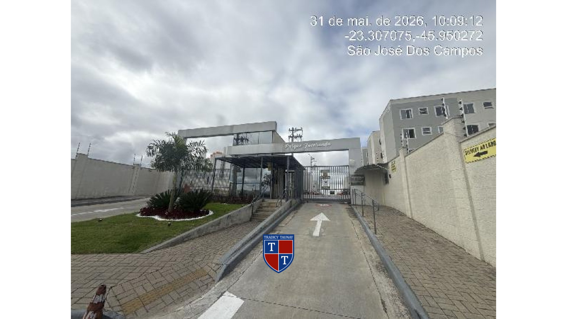 APARTAMENTO em COLONIA
