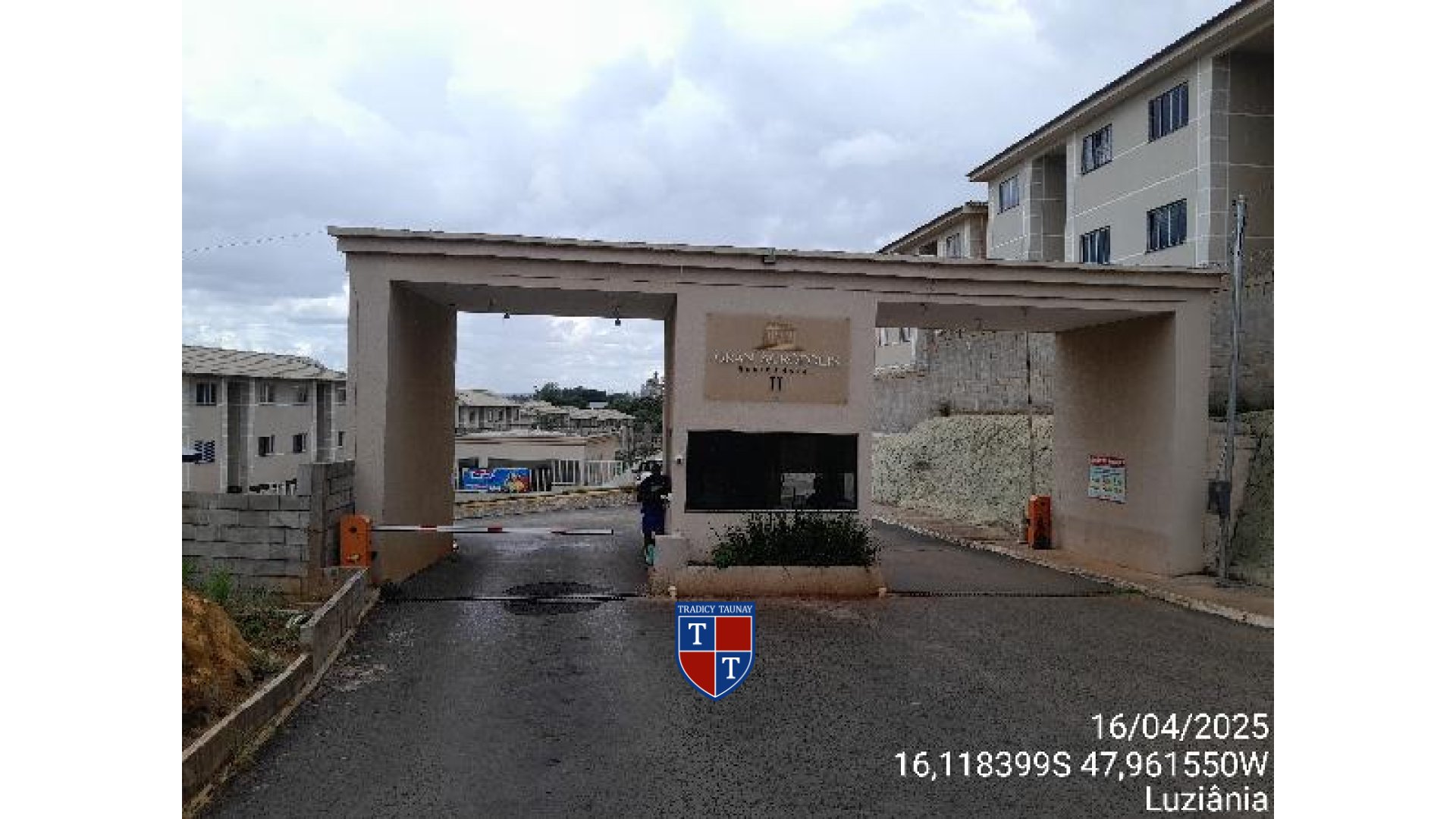 Foto 1 de APARTAMENTO em FAZENDA SAIA VELHA, LUZIANIA/GO - Imóvel Retomado CAIXA Ref 8787711836560