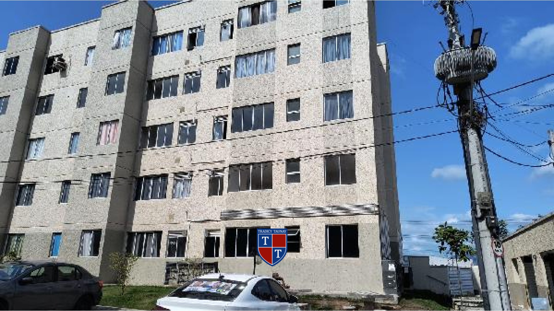 APARTAMENTO em SAO VICENTE