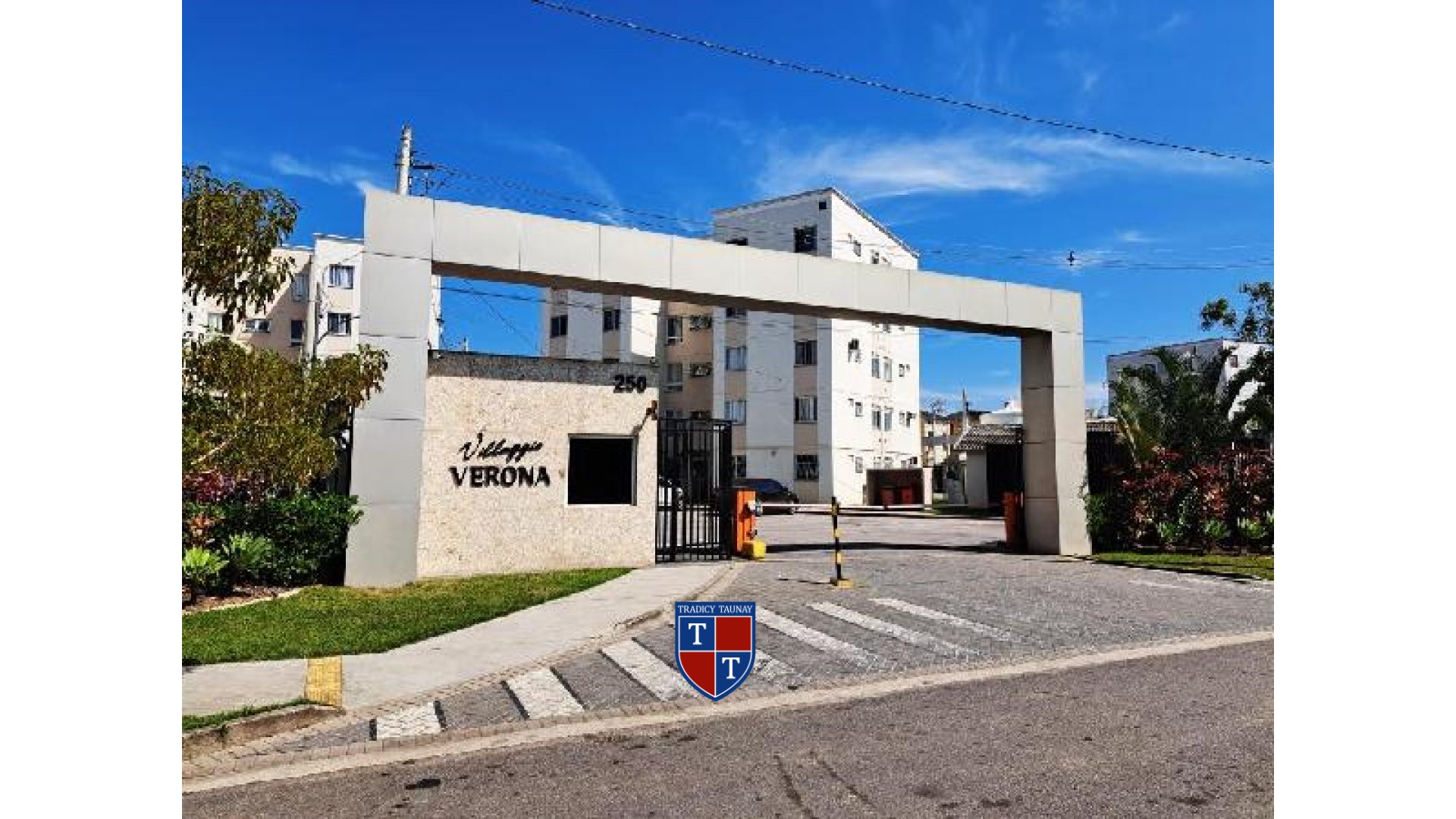 APARTAMENTO em SANTA CRUZ