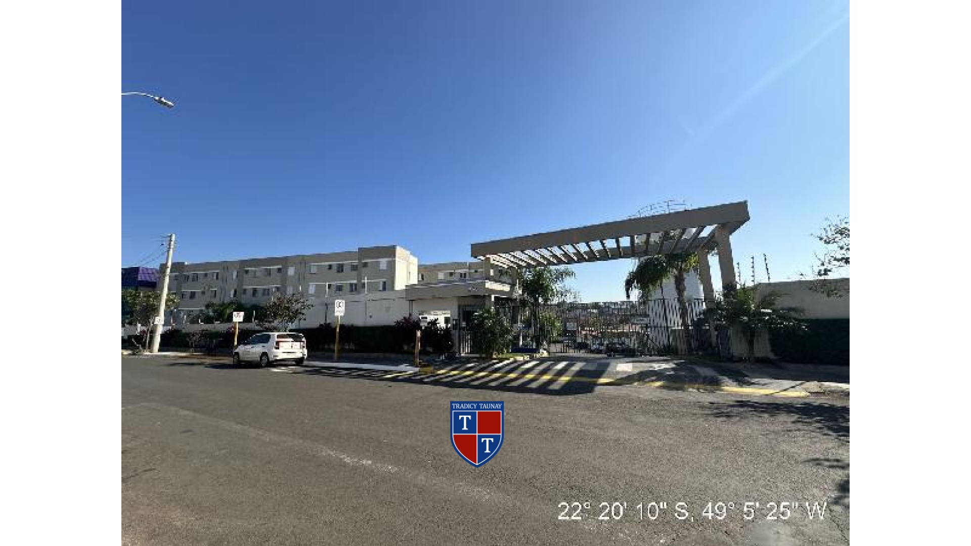APARTAMENTO em JARDIM ANA LUCIA