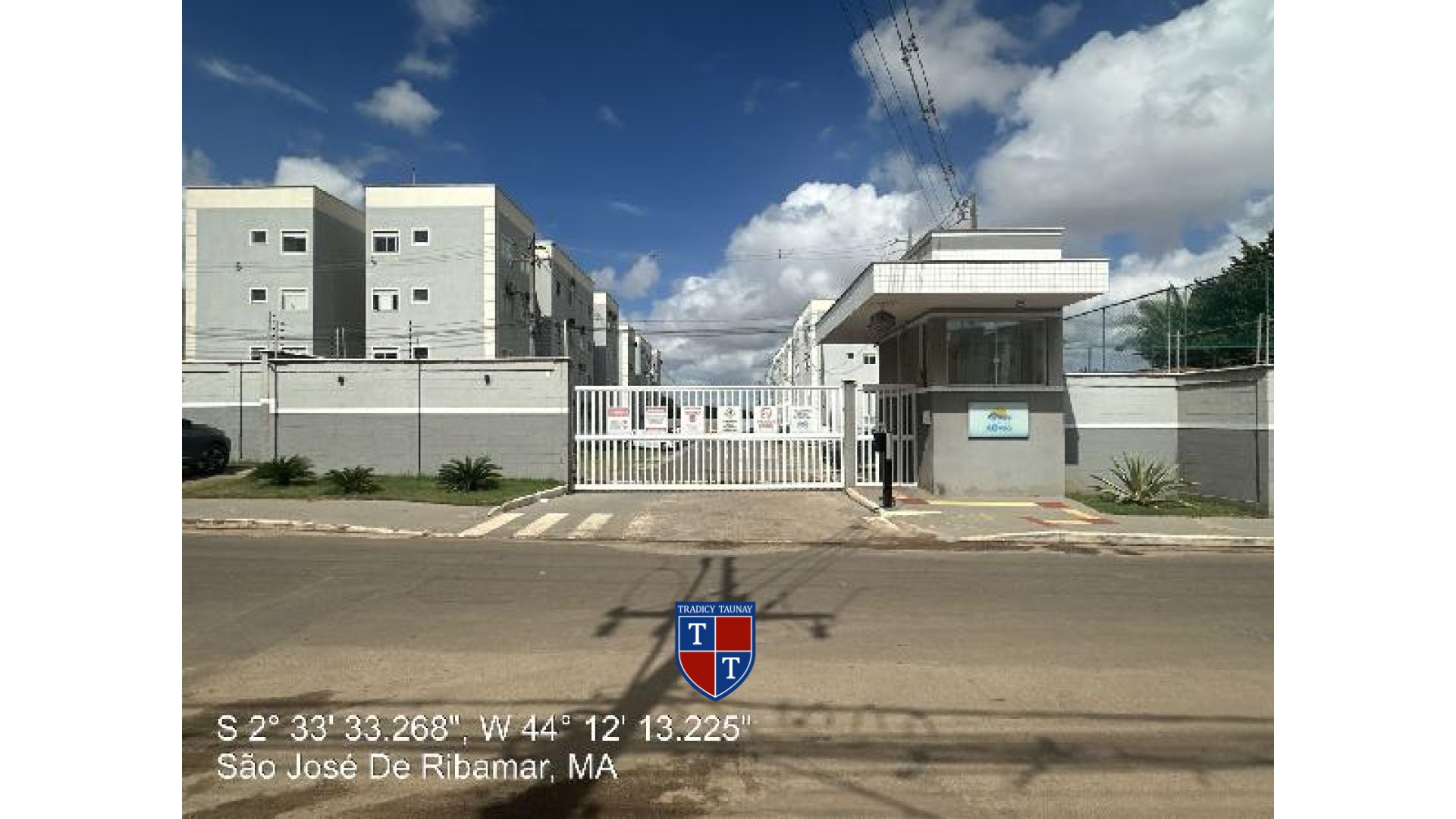 APARTAMENTO em MAIOBINHA