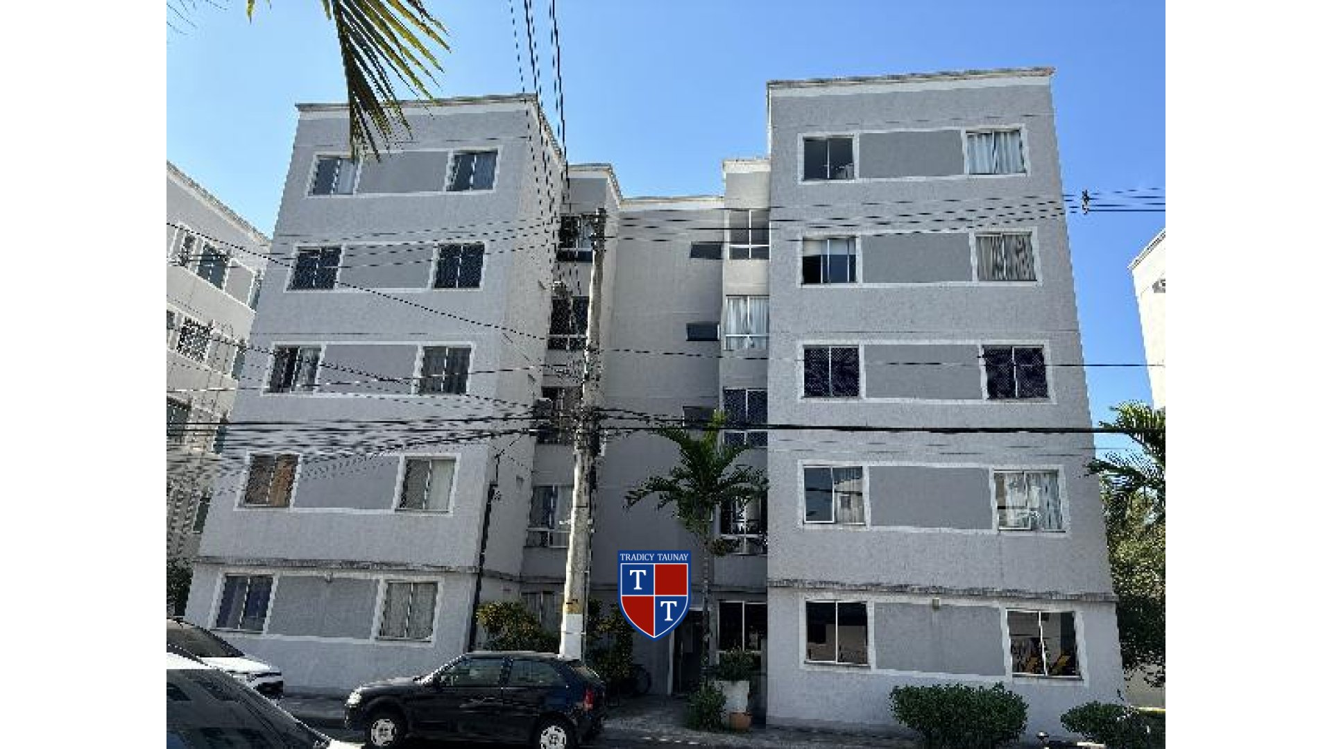 APARTAMENTO em SANTA CRUZ
