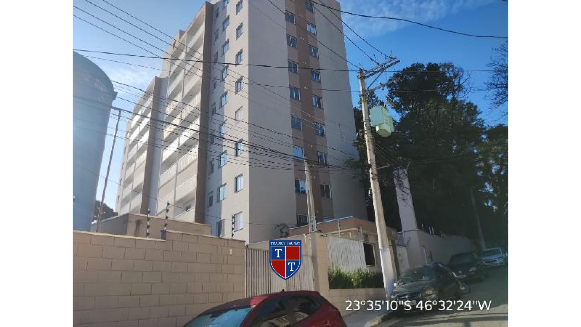 APARTAMENTO em VILA EMA