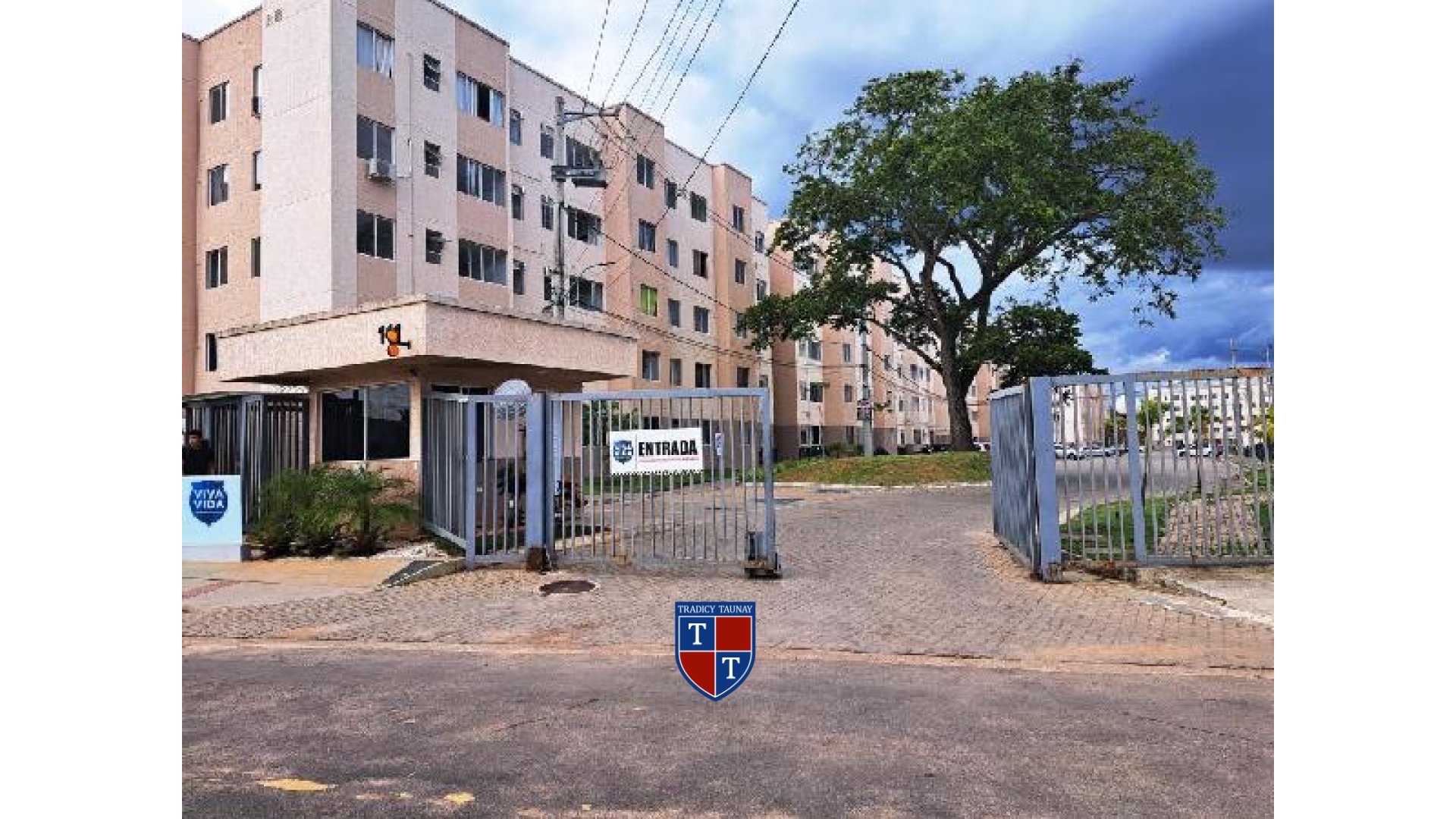 APARTAMENTO em SANTA CRUZ