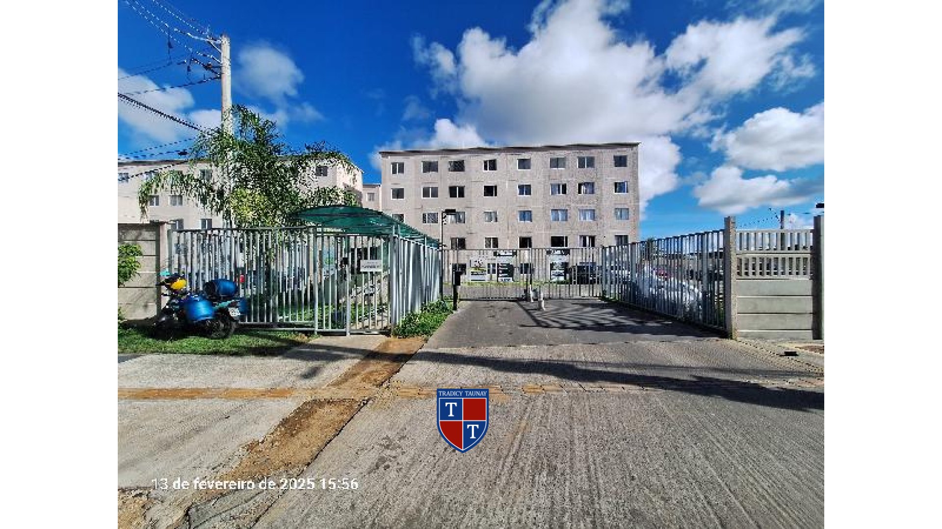 Foto 1 de APARTAMENTO em CAJAZEIRAS XI, SALVADOR/BA - Imóvel Retomado CAIXA Ref 8787712303085