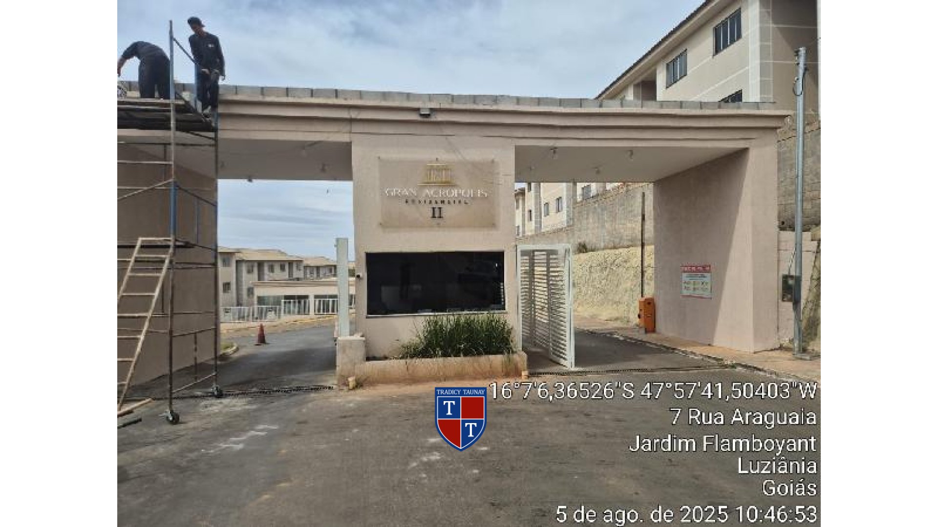 APARTAMENTO em FAZENDA SAIA VELHA