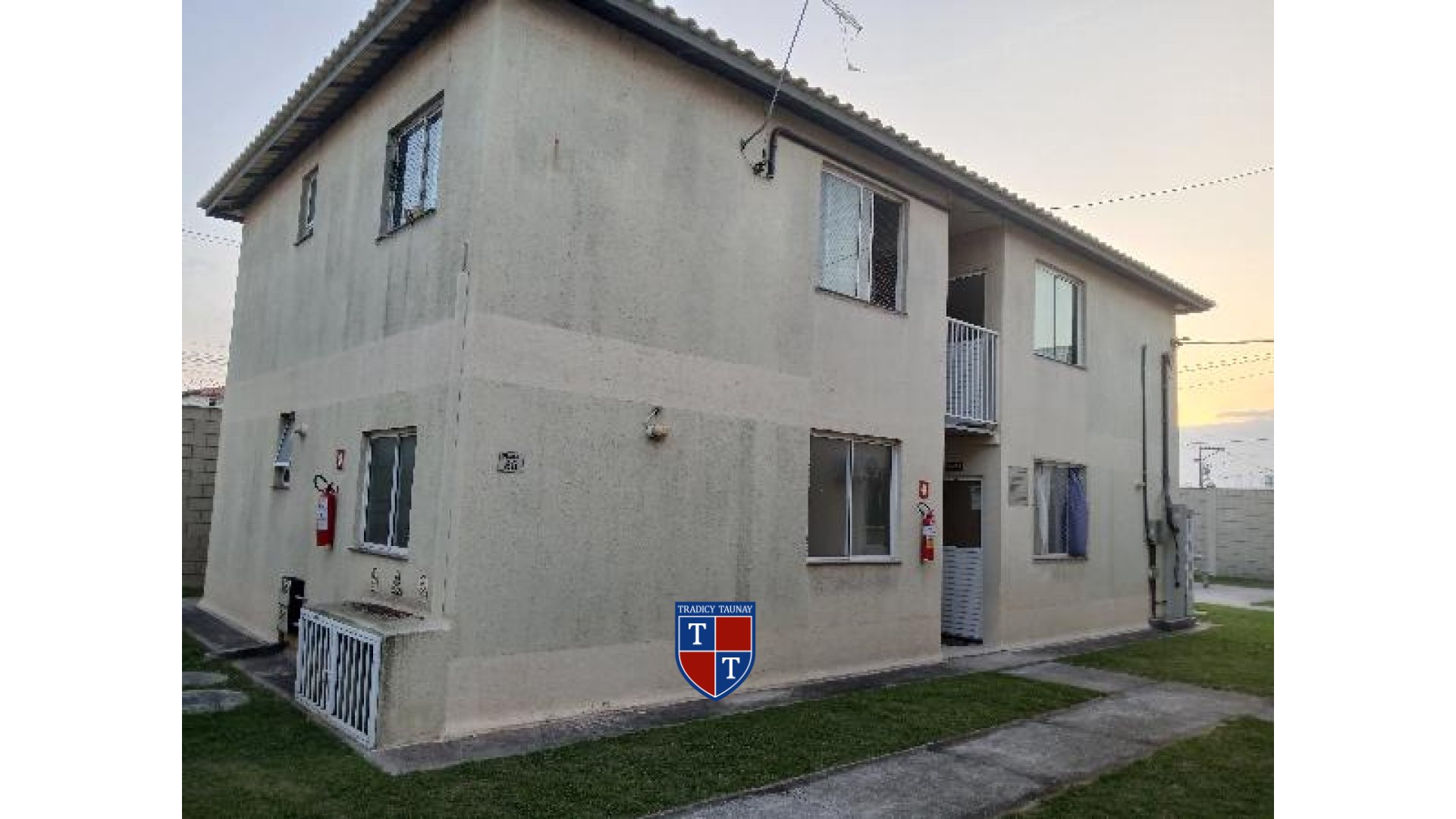 APARTAMENTO em JARDIM ESPERANCA