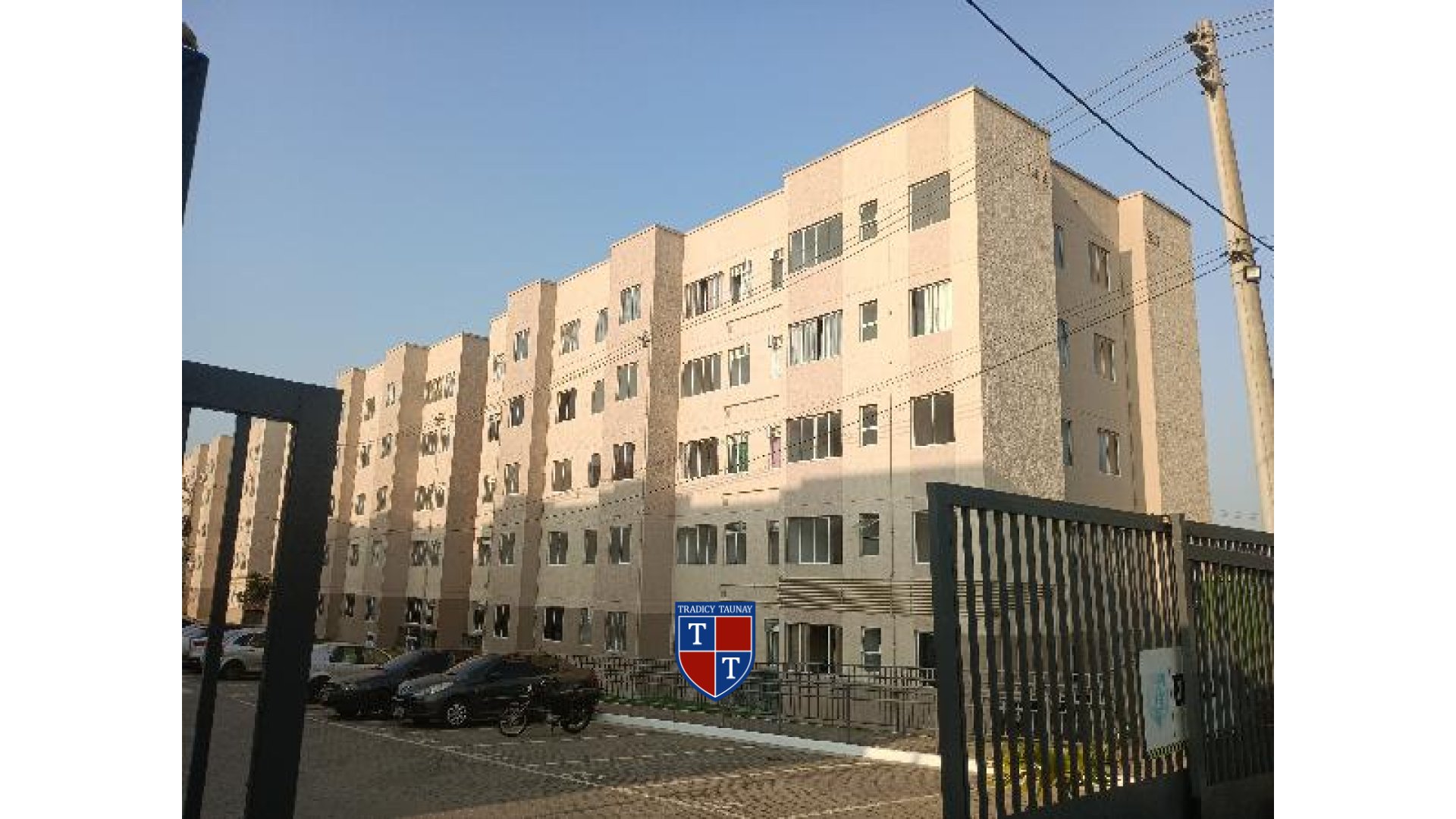 APARTAMENTO em SANTA CRUZ