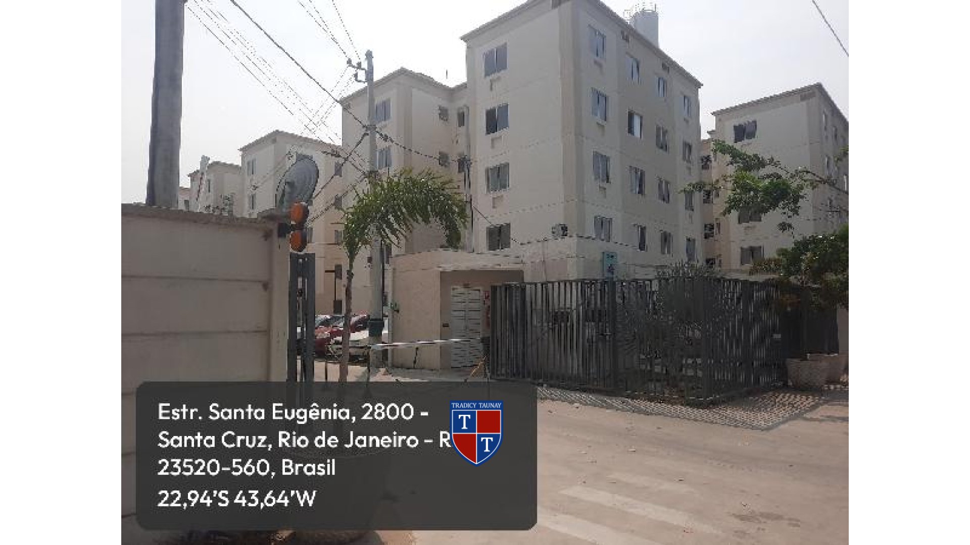 APARTAMENTO em SANTA CRUZ