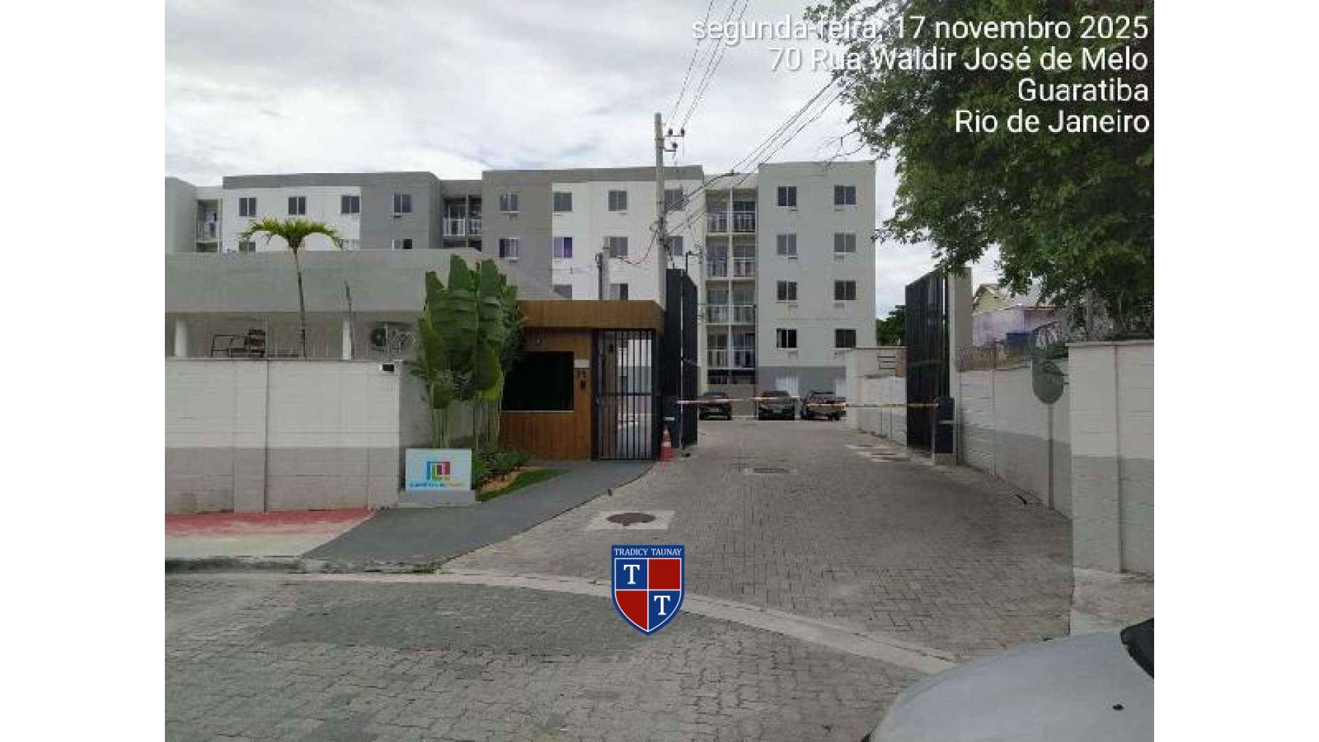 APARTAMENTO em GUARATIBA