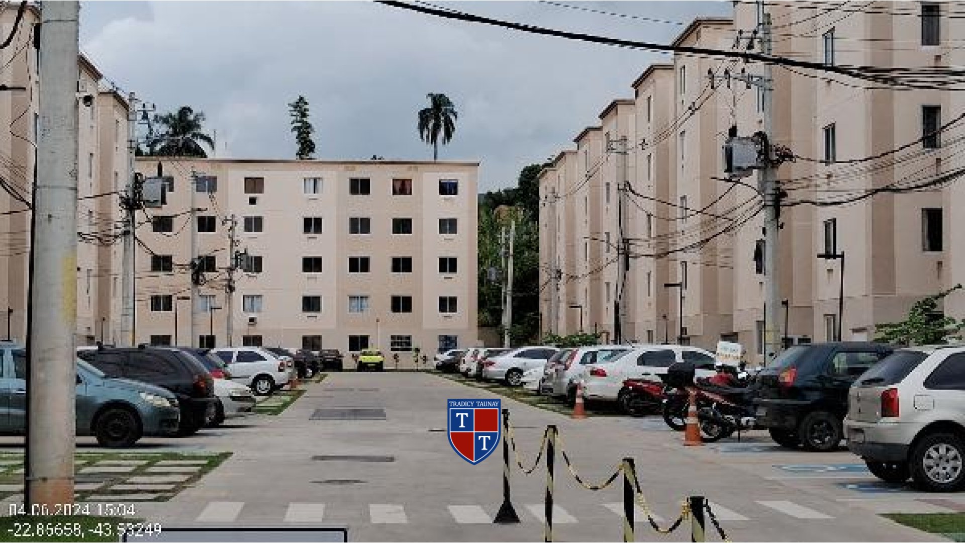 APARTAMENTO em SANTISSIMO