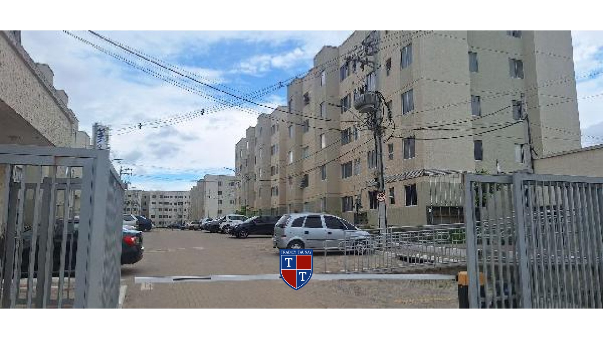 APARTAMENTO em SAO VICENTE
