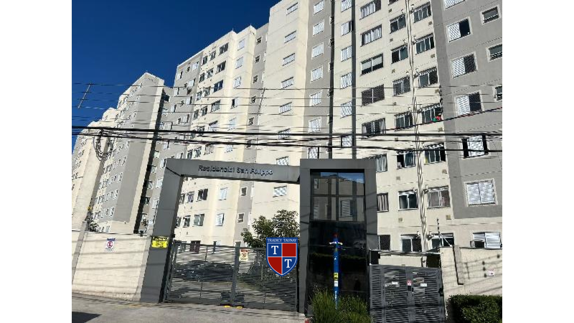 APARTAMENTO em PARQUE ESMERALDA