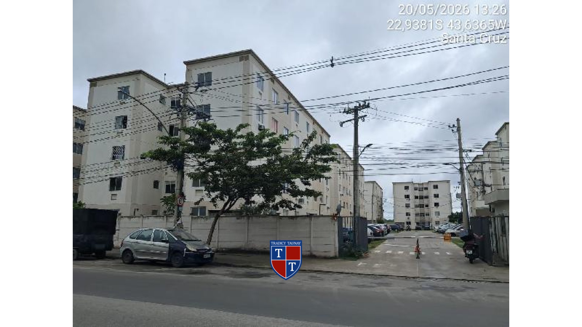 APARTAMENTO em SANTA CRUZ
