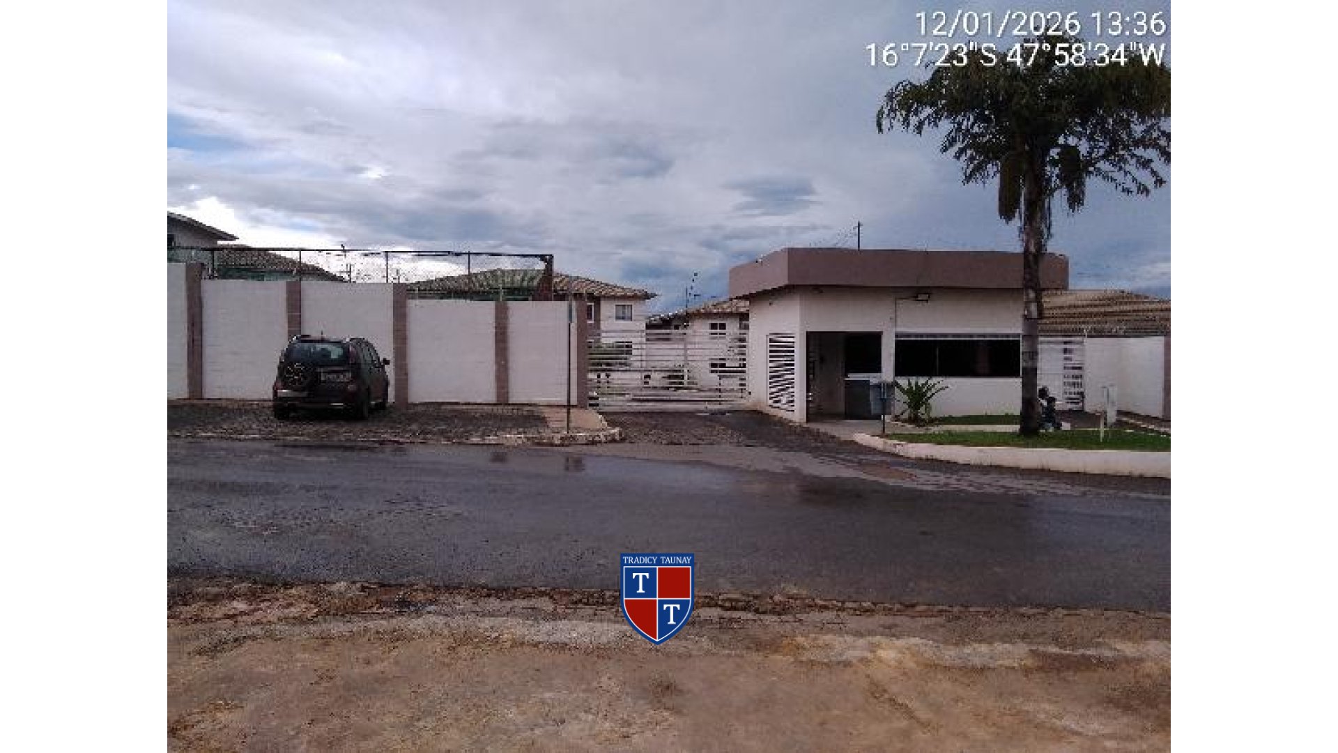 APARTAMENTO em FAZENDA TAVEIRA