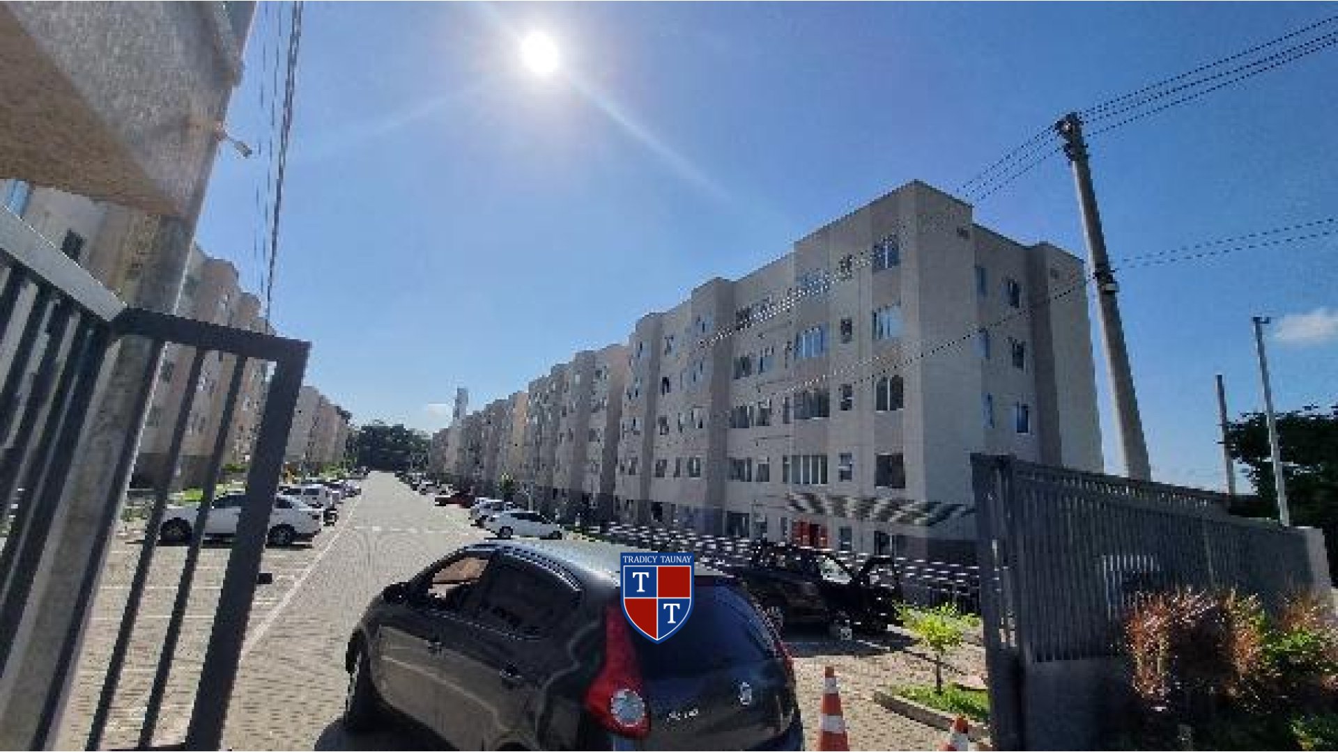 APARTAMENTO em SANTA CRUZ