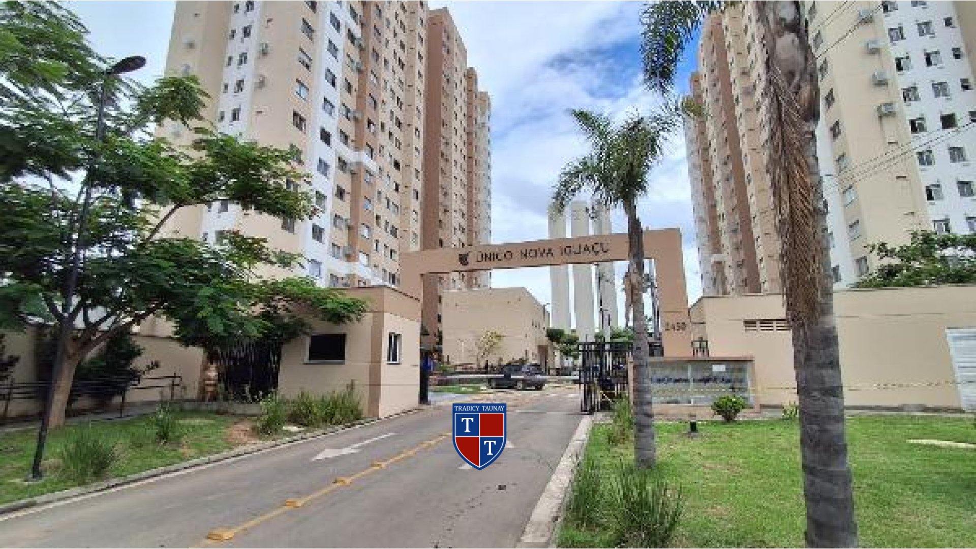 APARTAMENTO em PARQUE ROSARIO