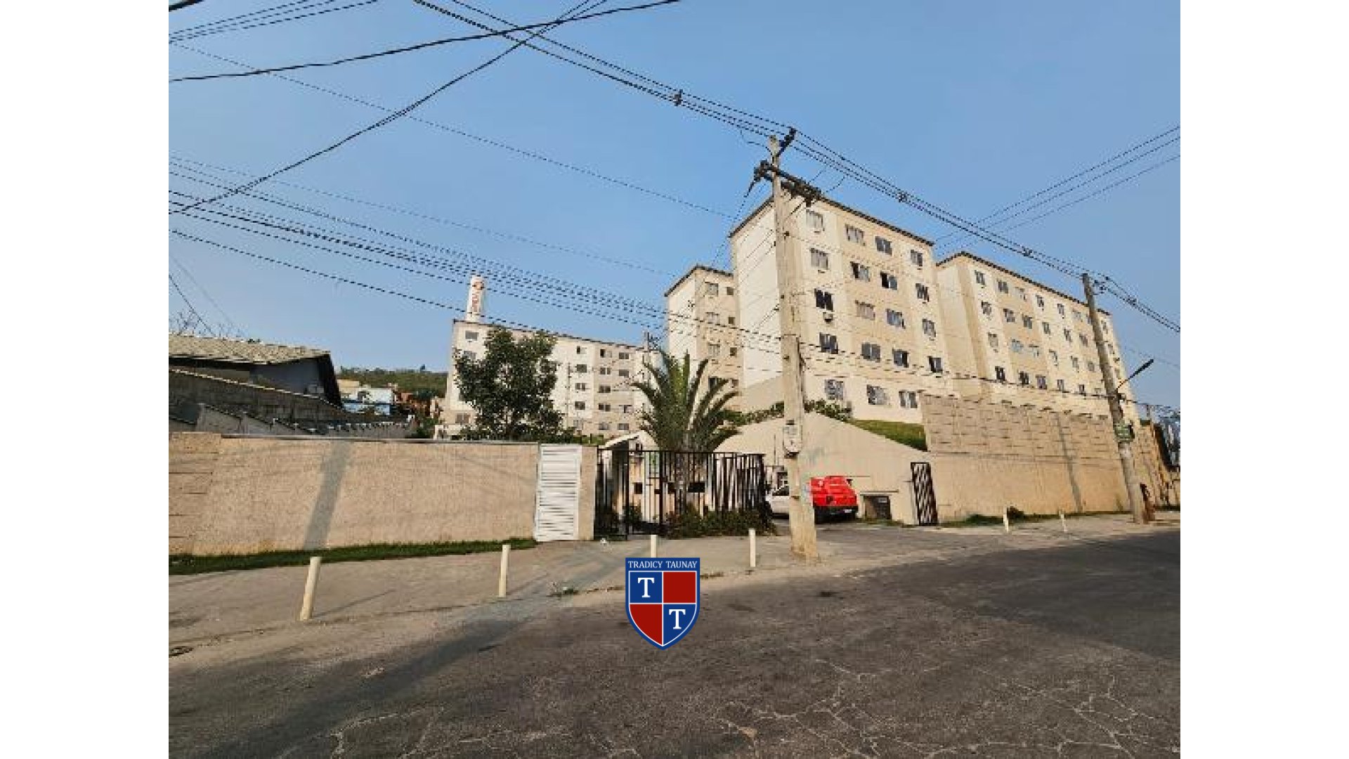 APARTAMENTO em MONJOLOS