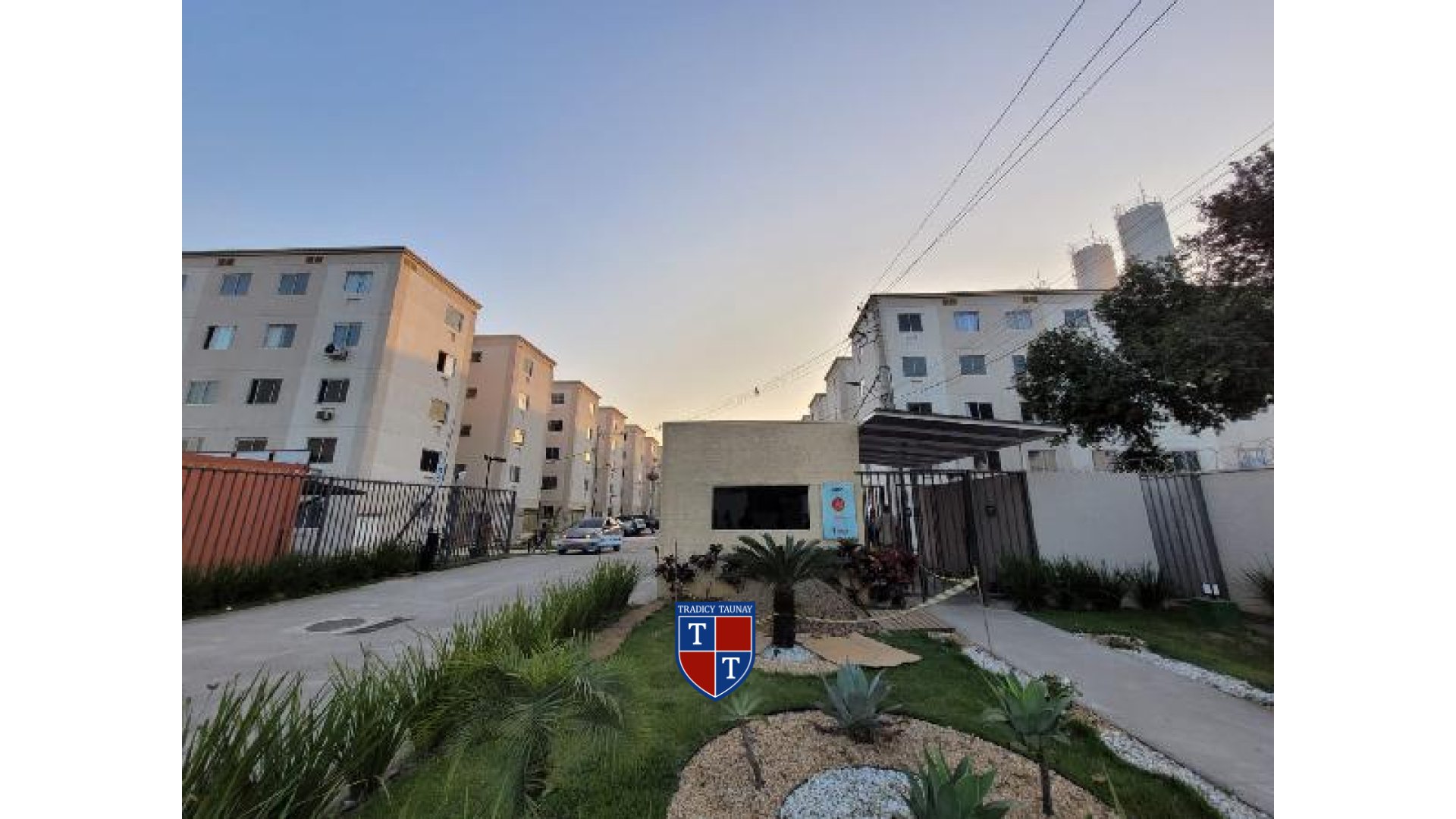 APARTAMENTO em GUARATIBA