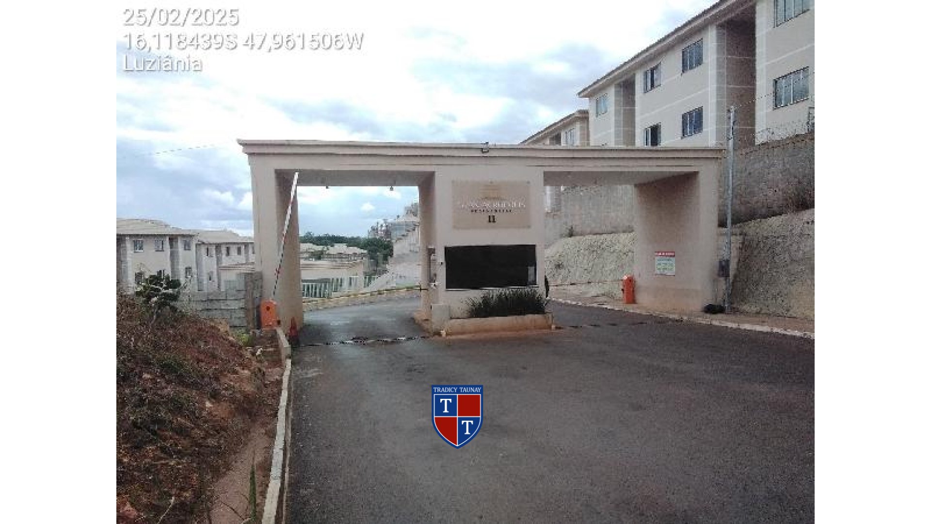 Foto 1 de APARTAMENTO em FAZENDA SAIA VELHA, LUZIANIA/GO - Imóvel Retomado CAIXA Ref 8787712729724