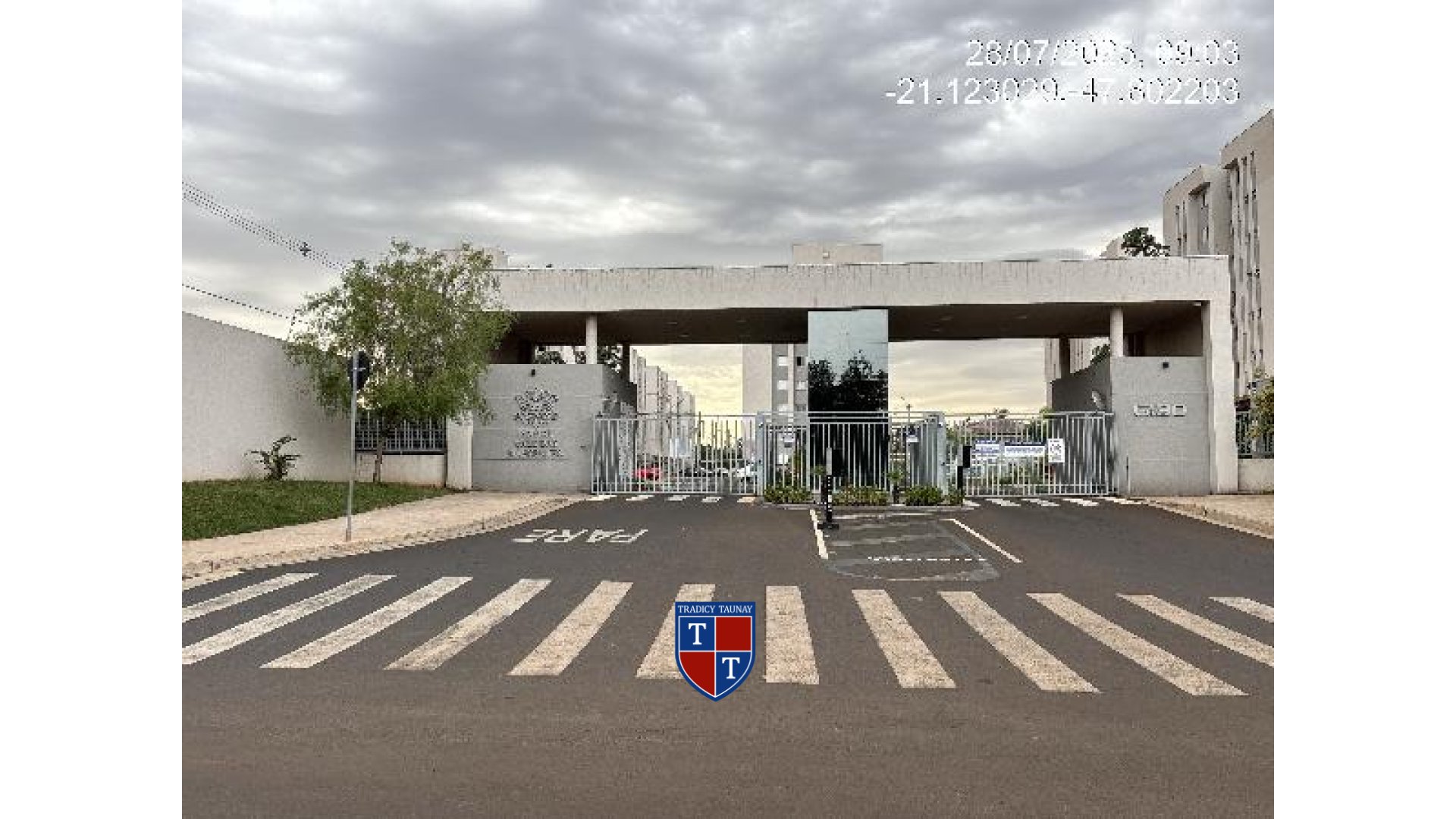 APARTAMENTO em CHACARAS PEDRO CORREA DE CARVALHO