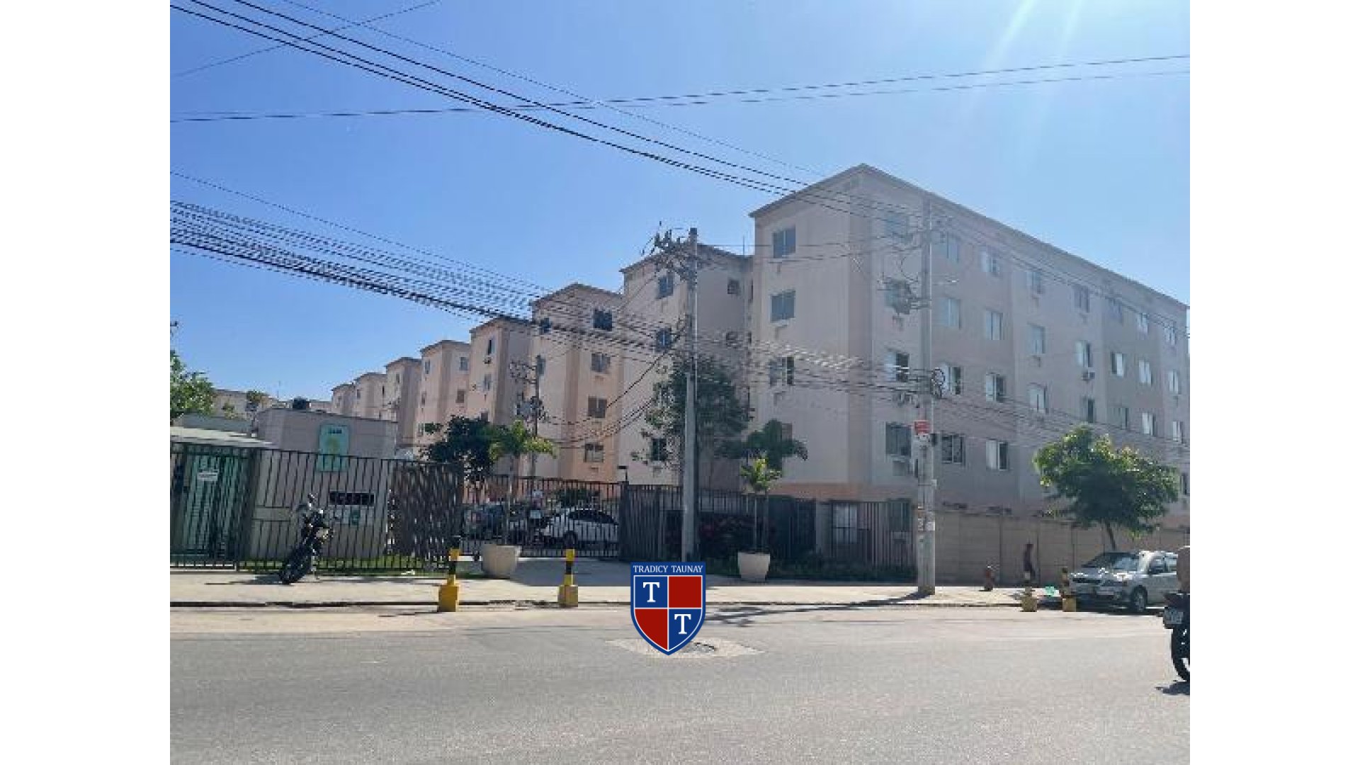 APARTAMENTO em SANTA CRUZ