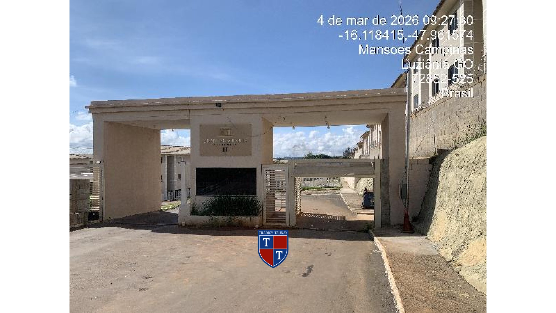 APARTAMENTO em FAZENDA SAIA VELHA