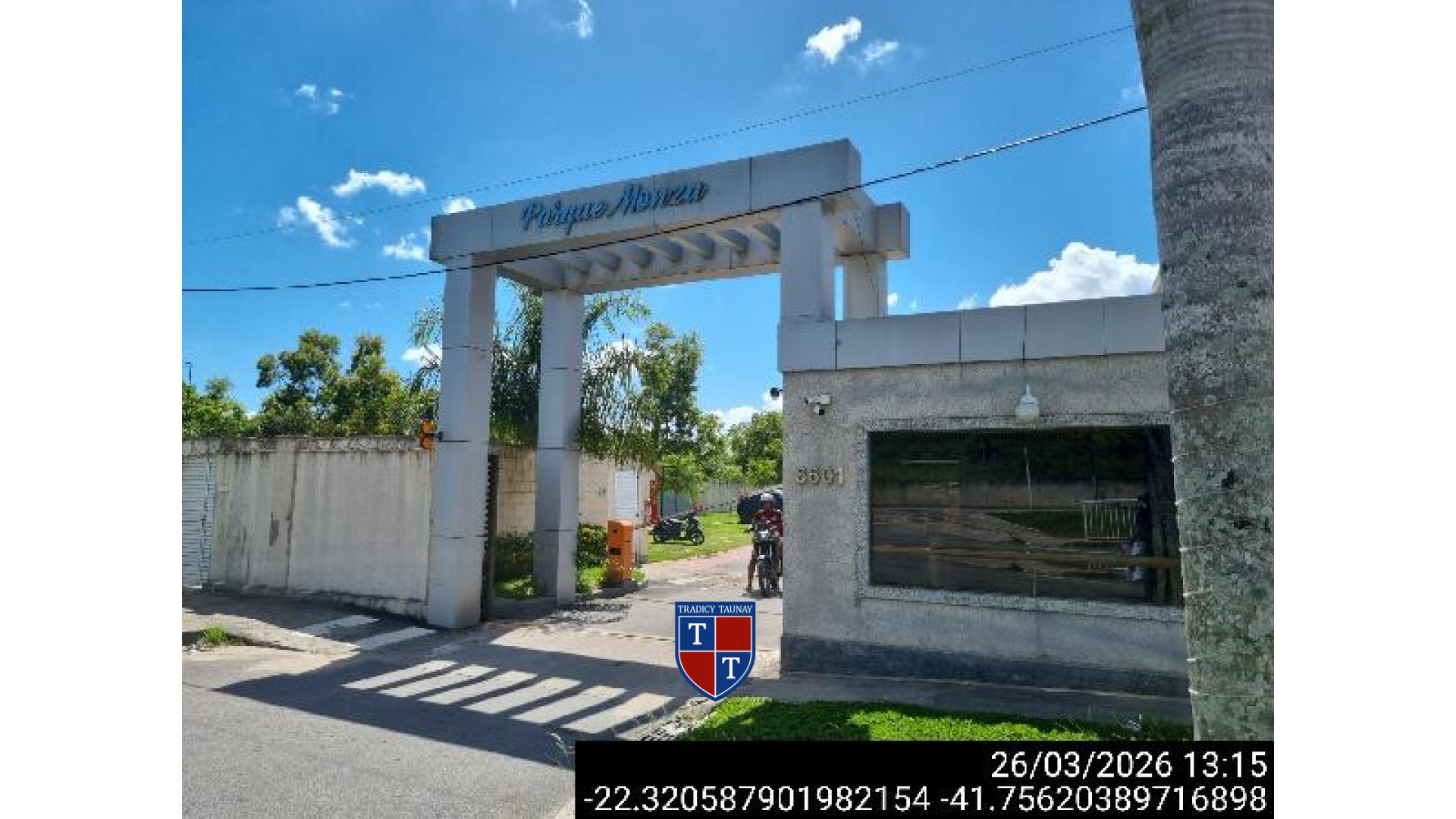 APARTAMENTO em AJUDA DE BAIXO