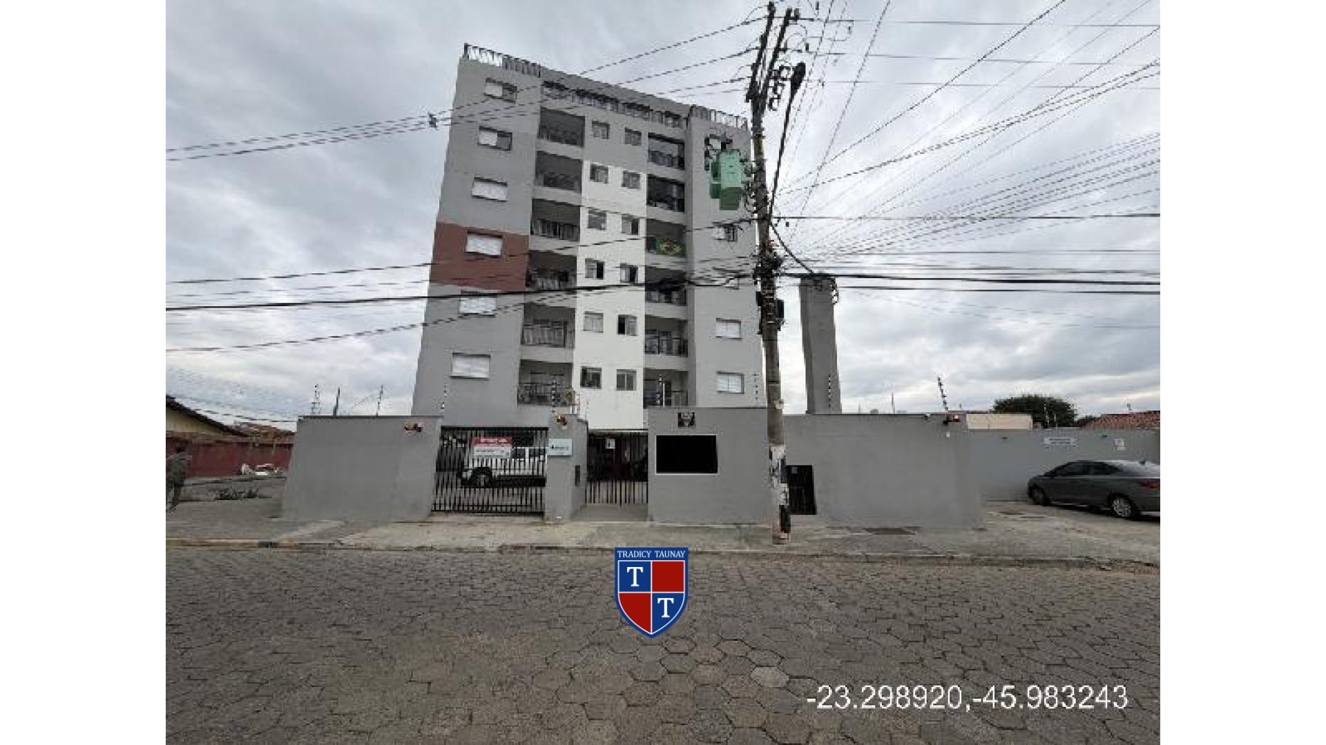 APARTAMENTO em JARDIM FLORIDA
