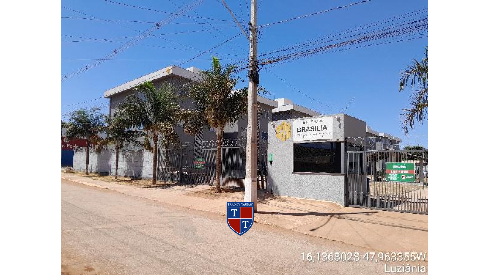 APARTAMENTO em JARDIM ZULEIKA