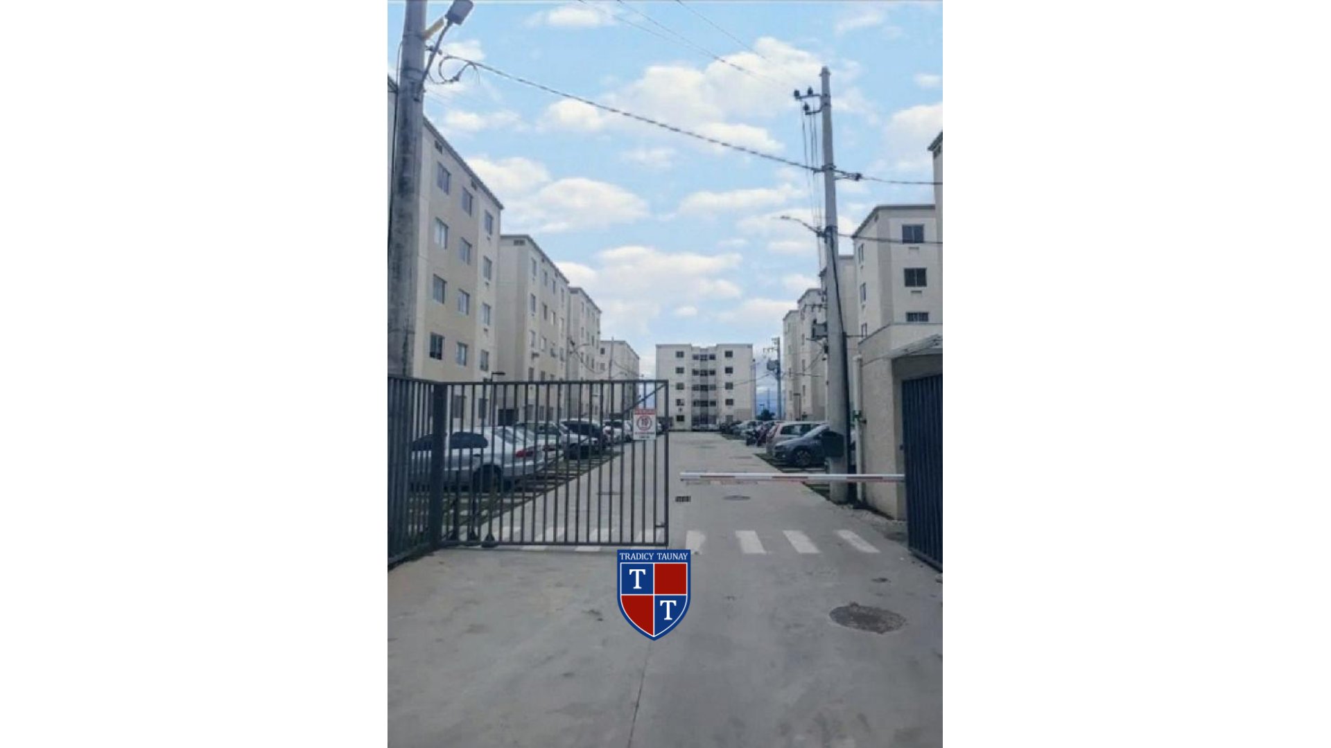 APARTAMENTO em SANTA CRUZ