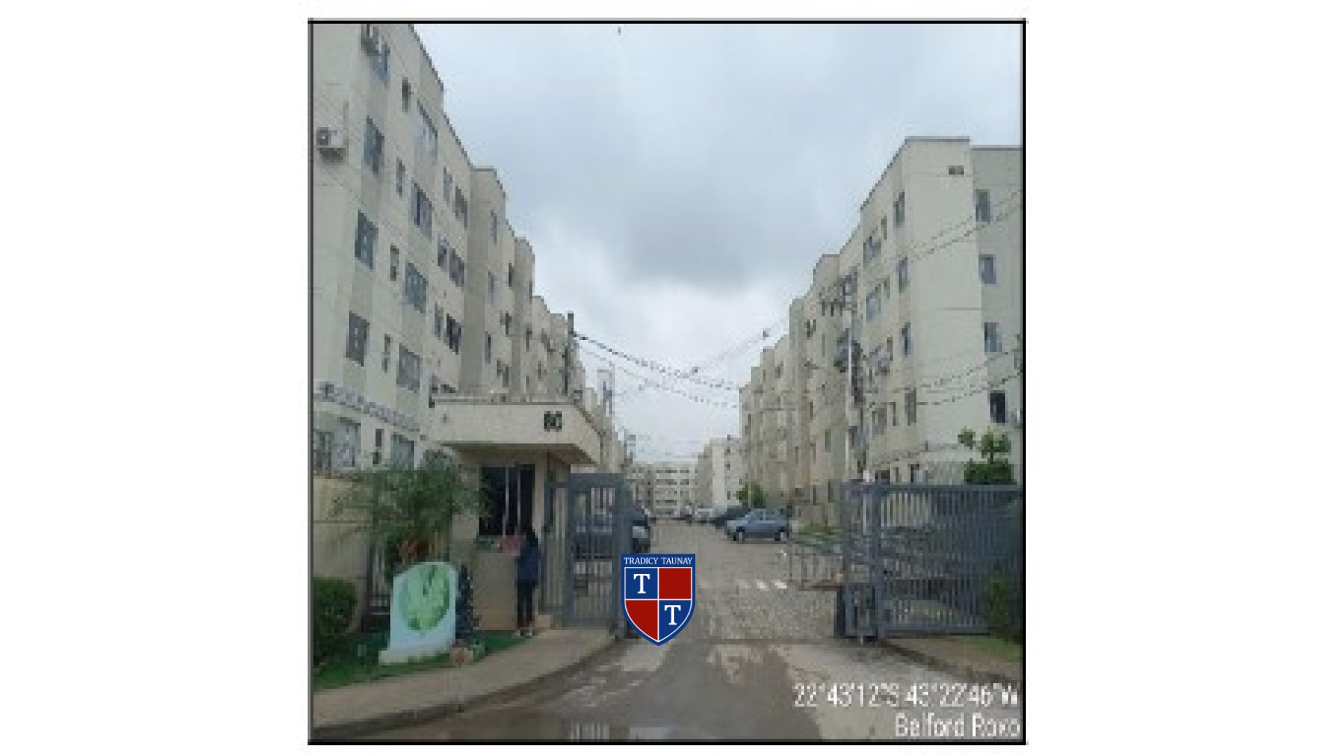 APARTAMENTO em SAO VICENTE