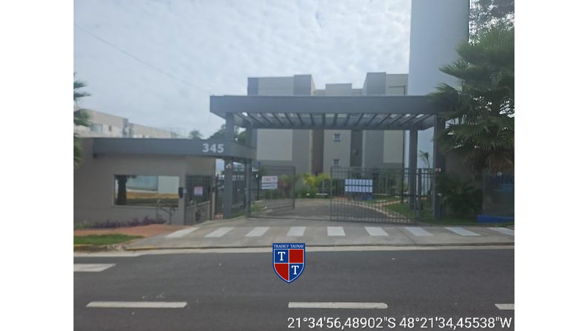 APARTAMENTO em JARDIM NOVO MUNDO