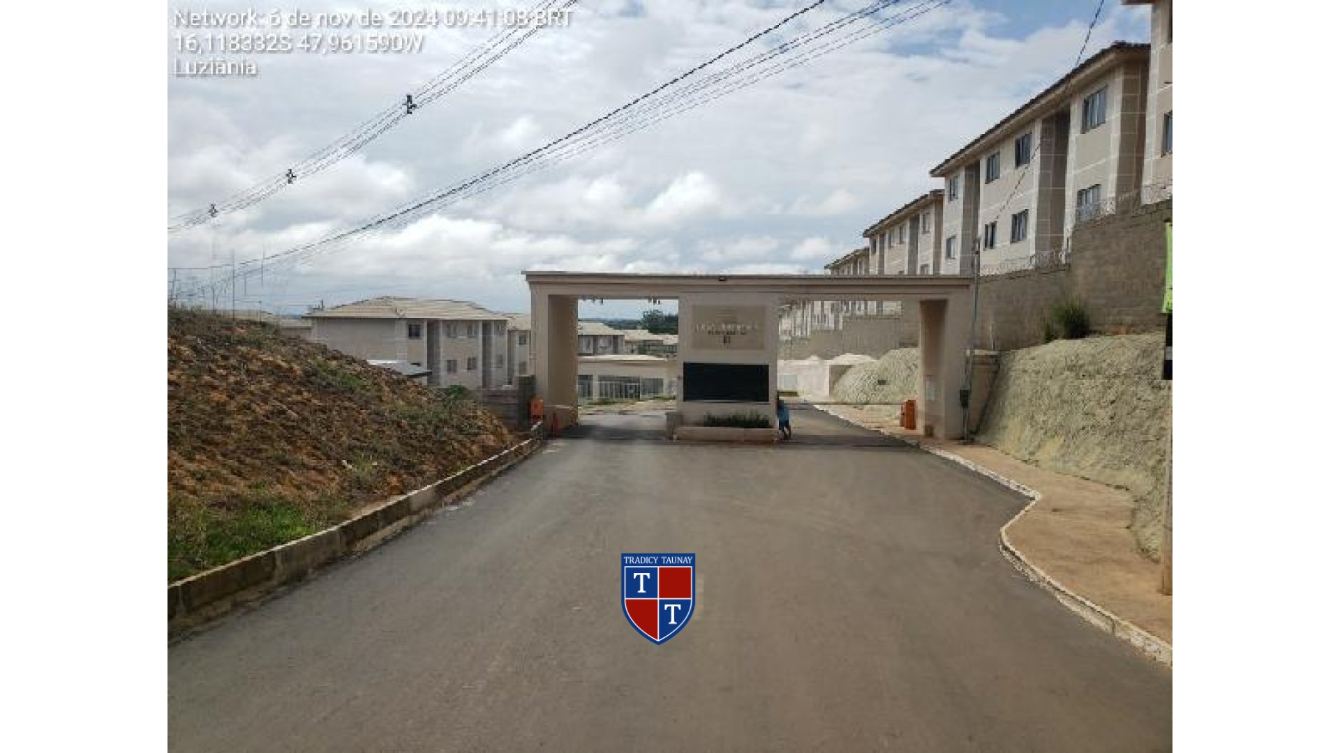 Foto 1 de APARTAMENTO em FAZENDA SAIA VELHA - Imóvel Retomado Caixa