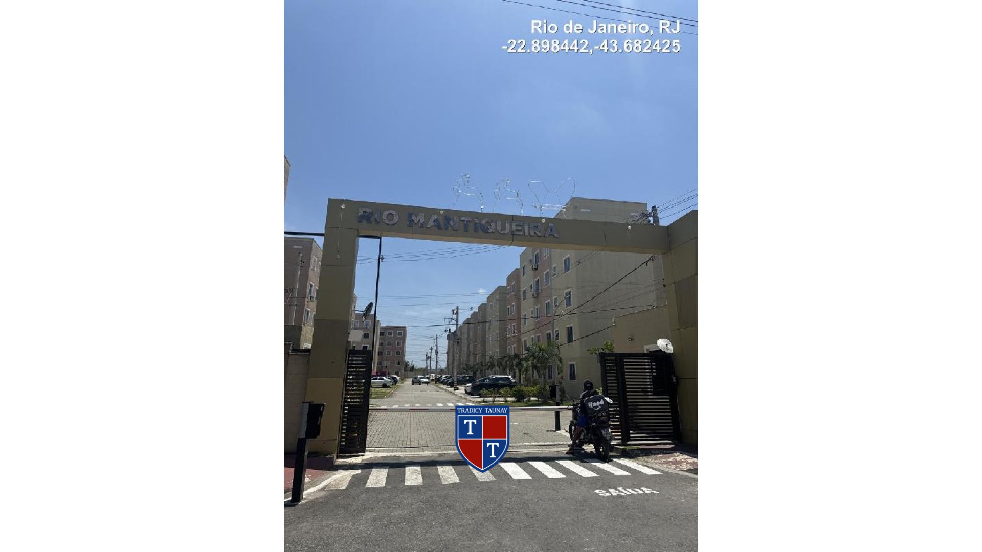 APARTAMENTO em SANTA CRUZ