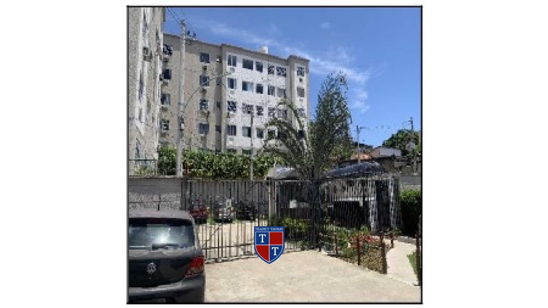 APARTAMENTO em ENGENHEIRO LEAL