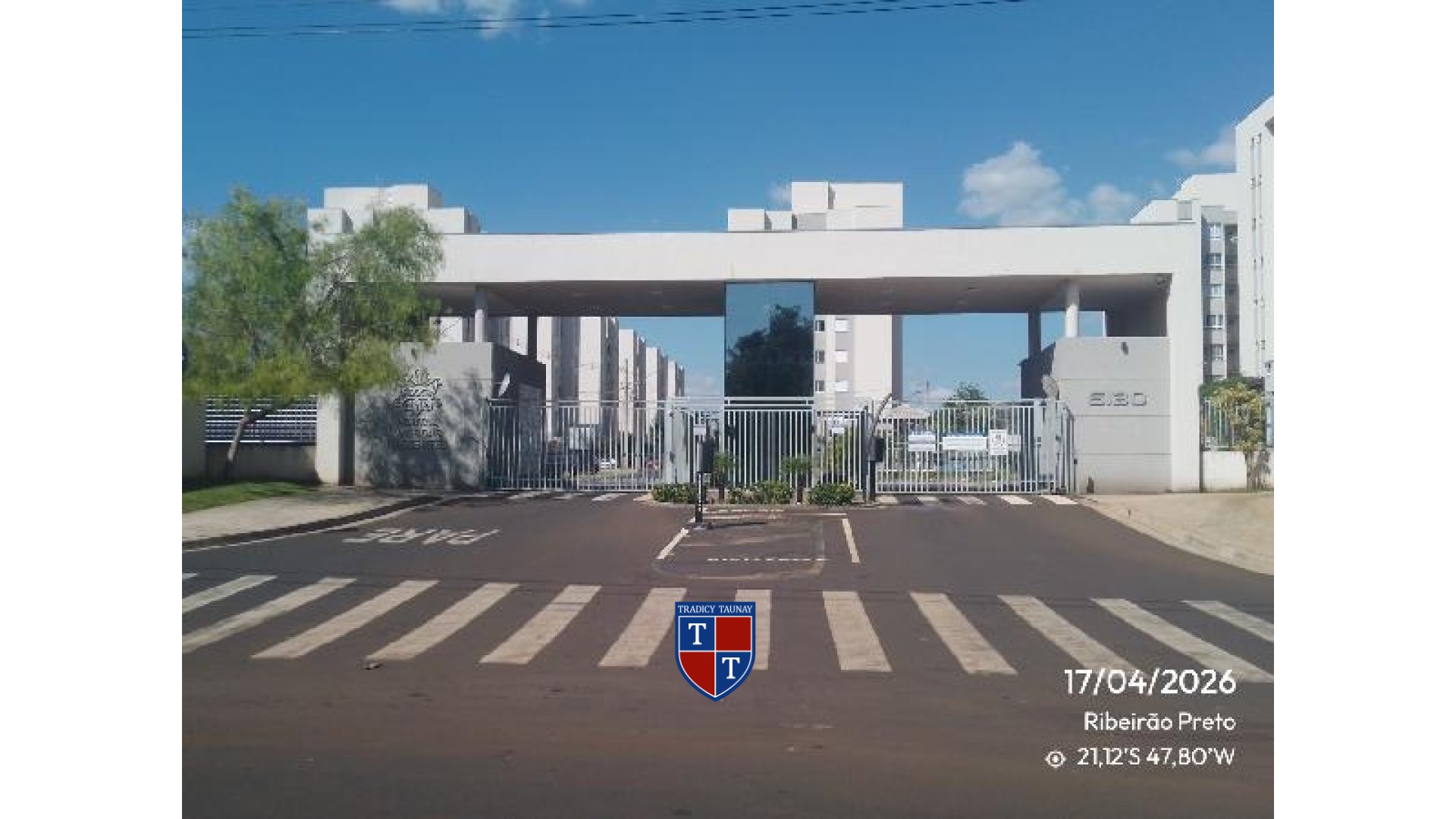 APARTAMENTO em CHACARAS PEDRO CORREA DE CARVALHO