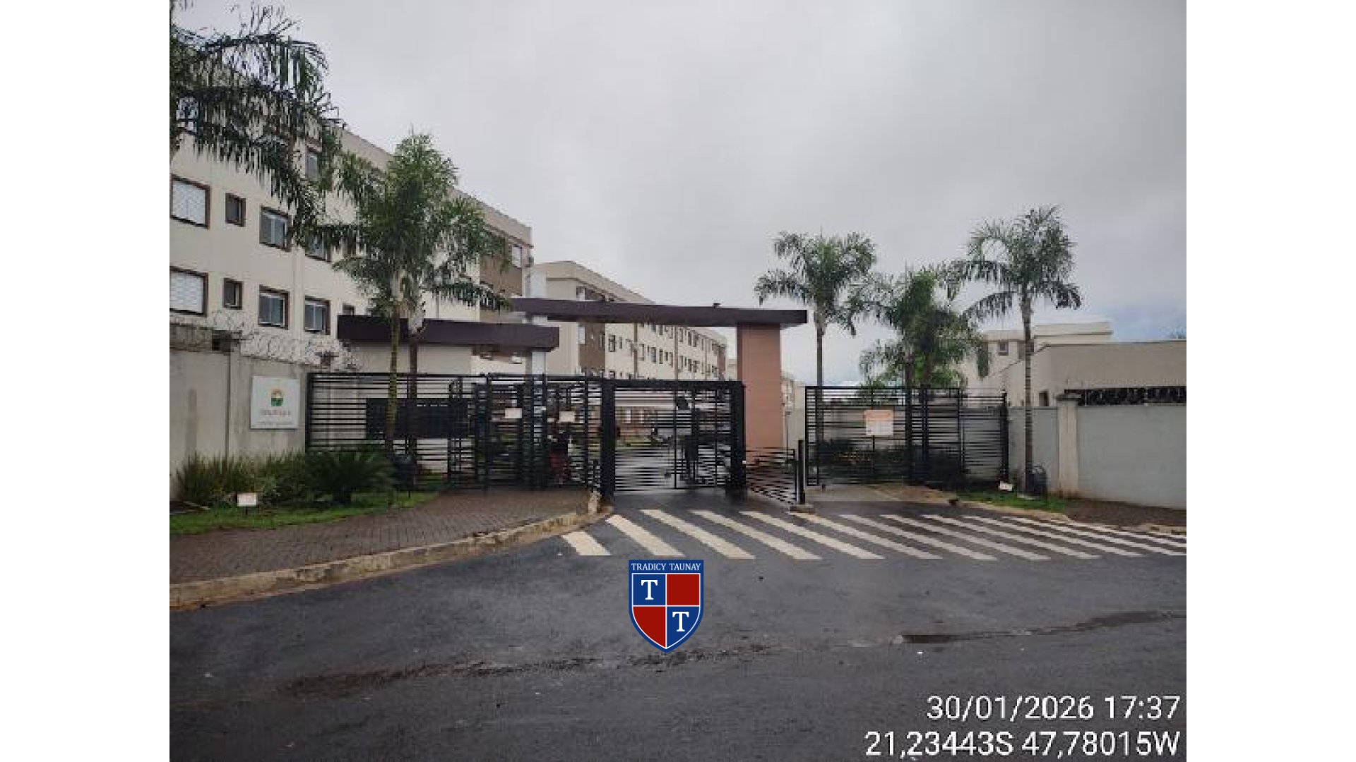 APARTAMENTO em JARDIM CYBELLI