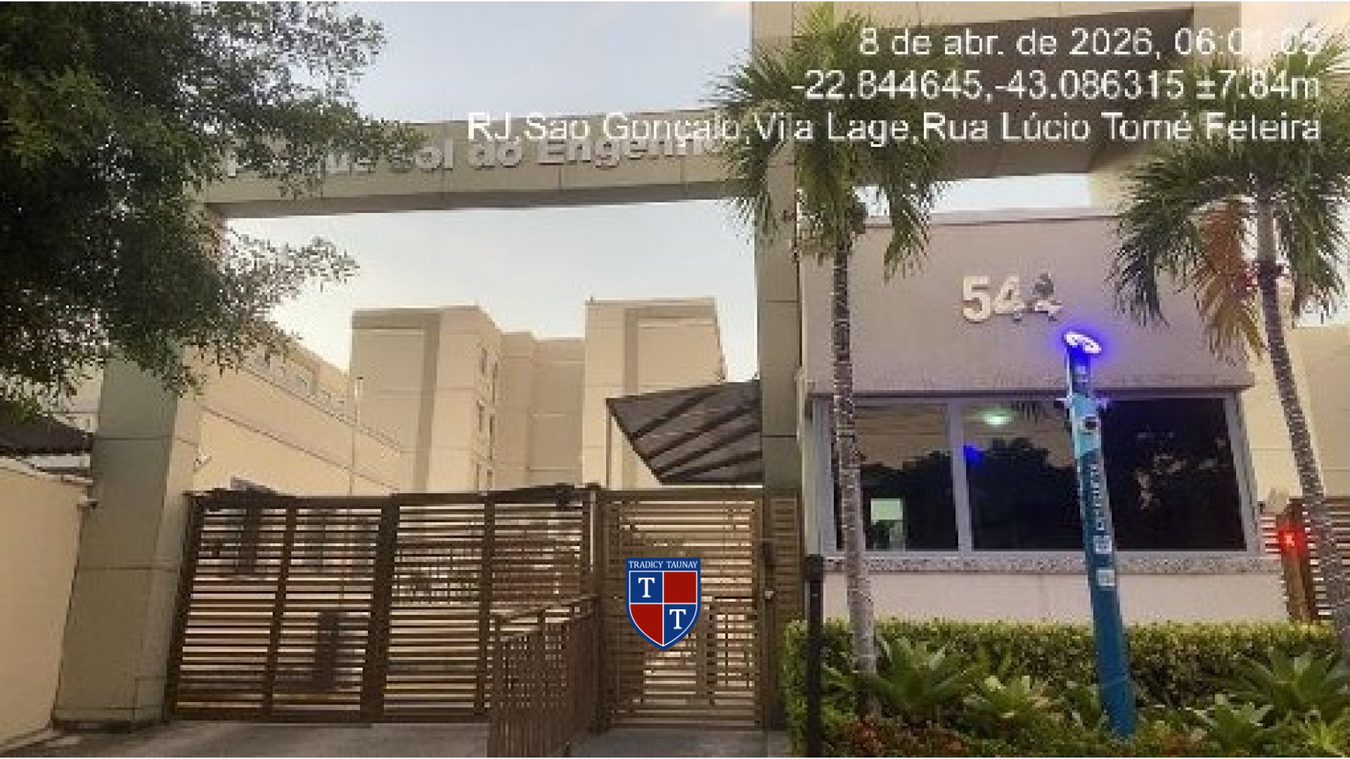 APARTAMENTO em VILA LAGE