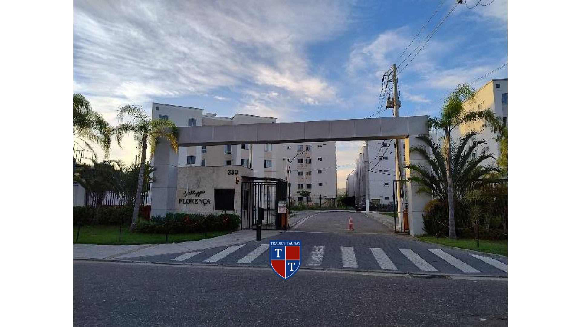 APARTAMENTO em SANTA CRUZ